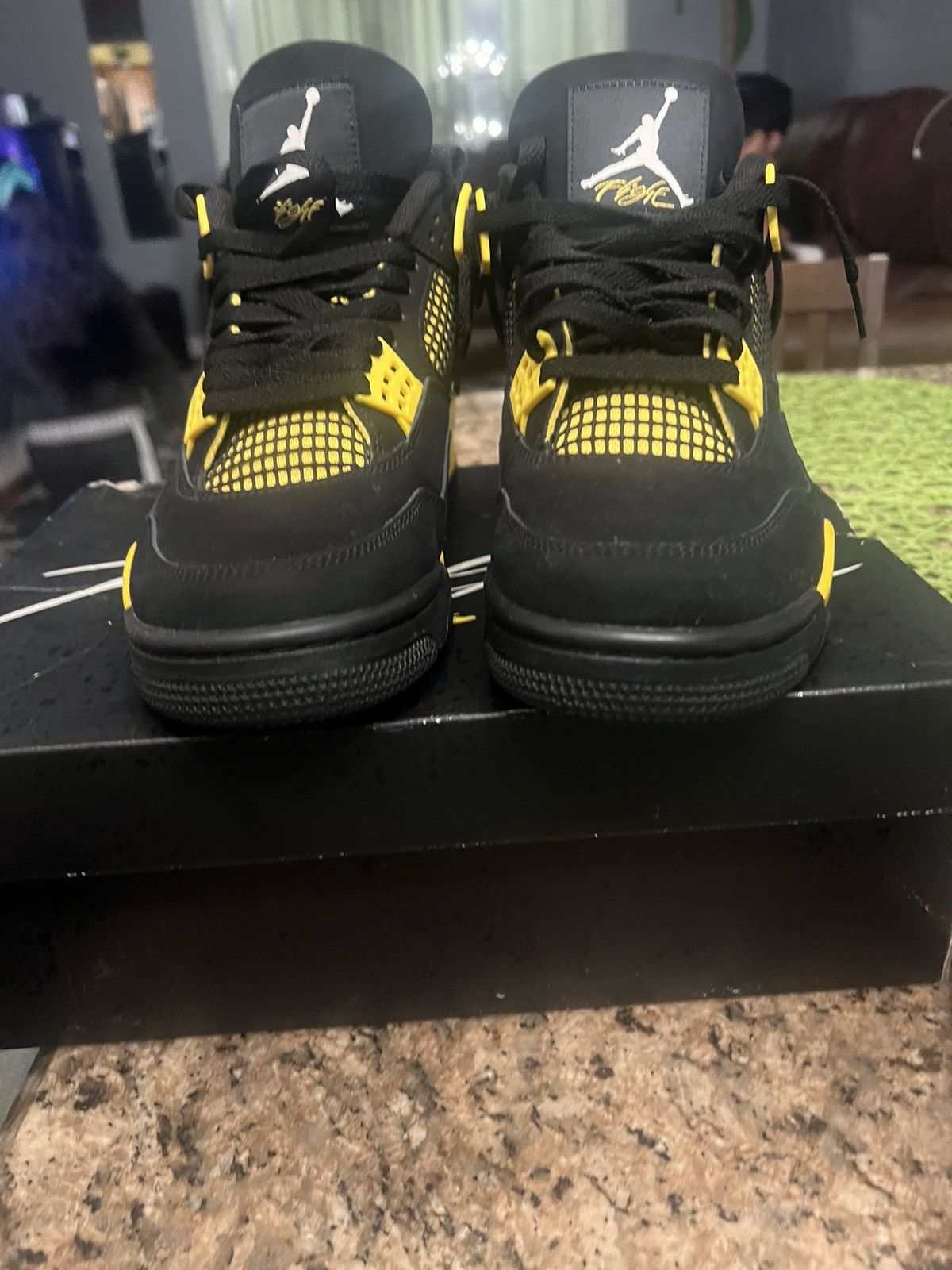Jordan Brand Jordan thunders Size US 9 / EU 42 - 1 Thumbnail