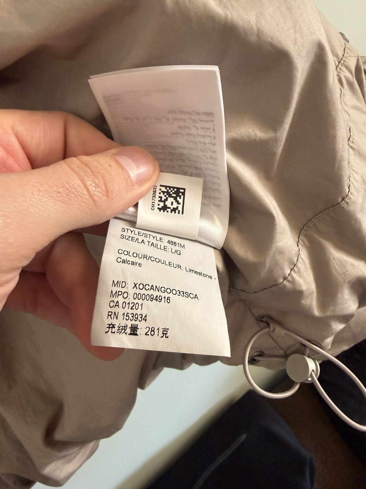 Canada Goose Canada Goose umba bomber jacket L Size US L / EU 52-54 / 3 - 7 Thumbnail