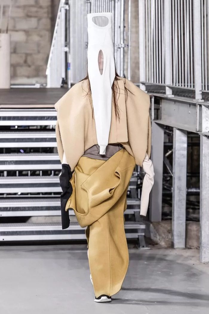 Rick Owens Rick Owens Wide profiled wool sleeveless cloak coat-2506 Size US L / EU 52-54 / 3 - 2 Thumbnail