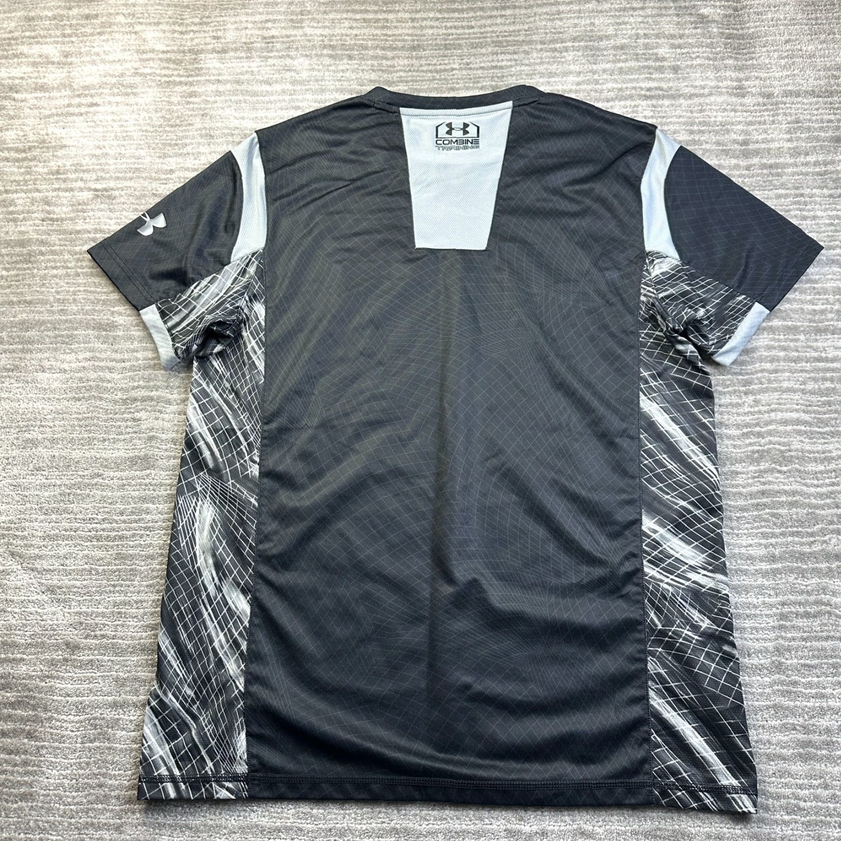 Under Armour Under Armour Shirt Mens Medium Black NFL Combine Football Heatgear Size US M / EU 48-50 / 2 - 2 Thumbnail