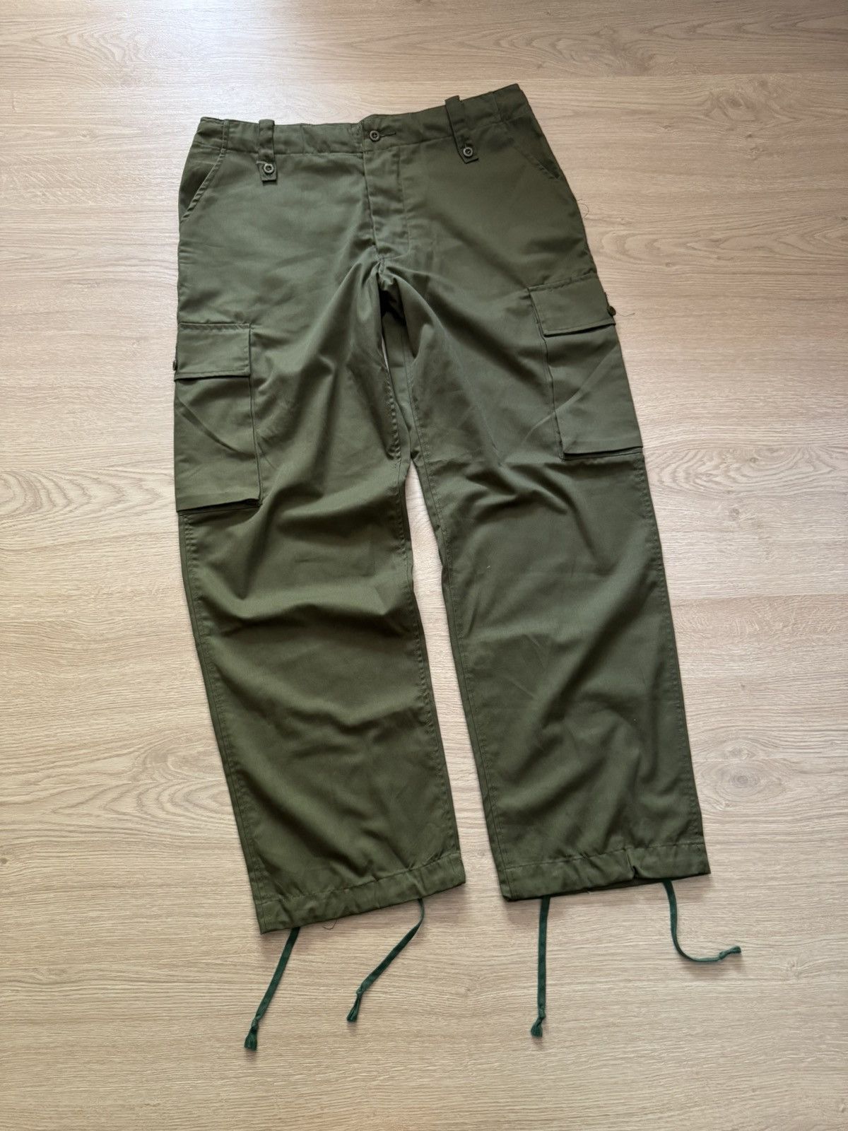 Vintage Vintage German Army Bundeswehr Military Olive Green Pants Size US 34 / EU 50 - 1 Thumbnail