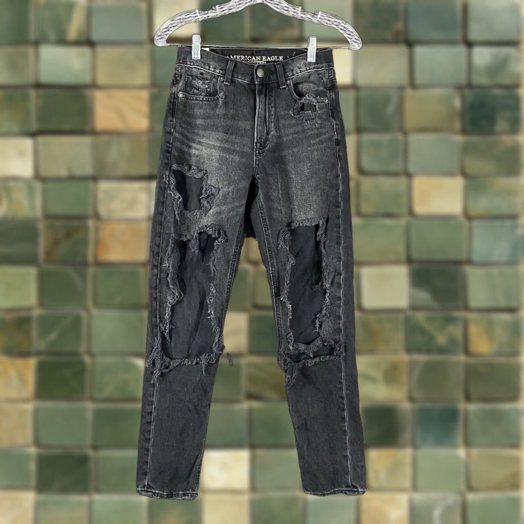 American Eagle Outfitters VINTAGE American Eagle Mom Jeans Distressed Black Regular Size 00 Womens Size 24" / US 00 / IT 34 - 1 Thumbnail