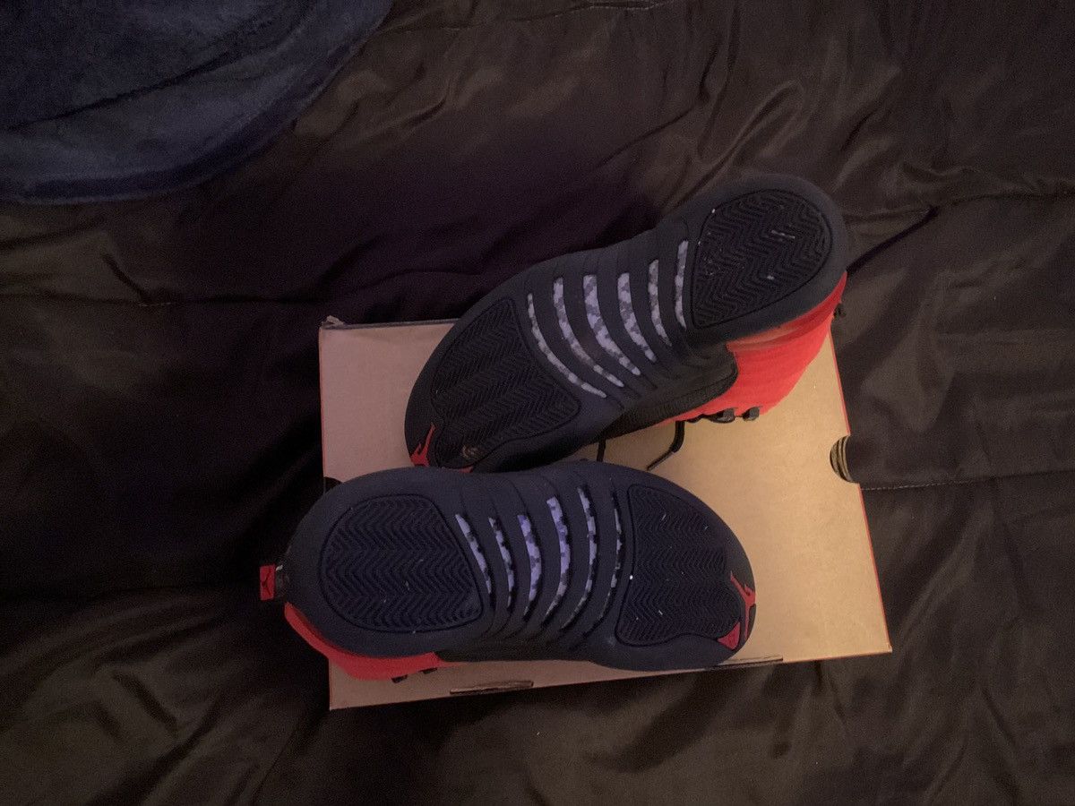 Jordan Brand Jordan 12 REVERSE FLU GAME Size US 8 / EU 41 - 5 Thumbnail