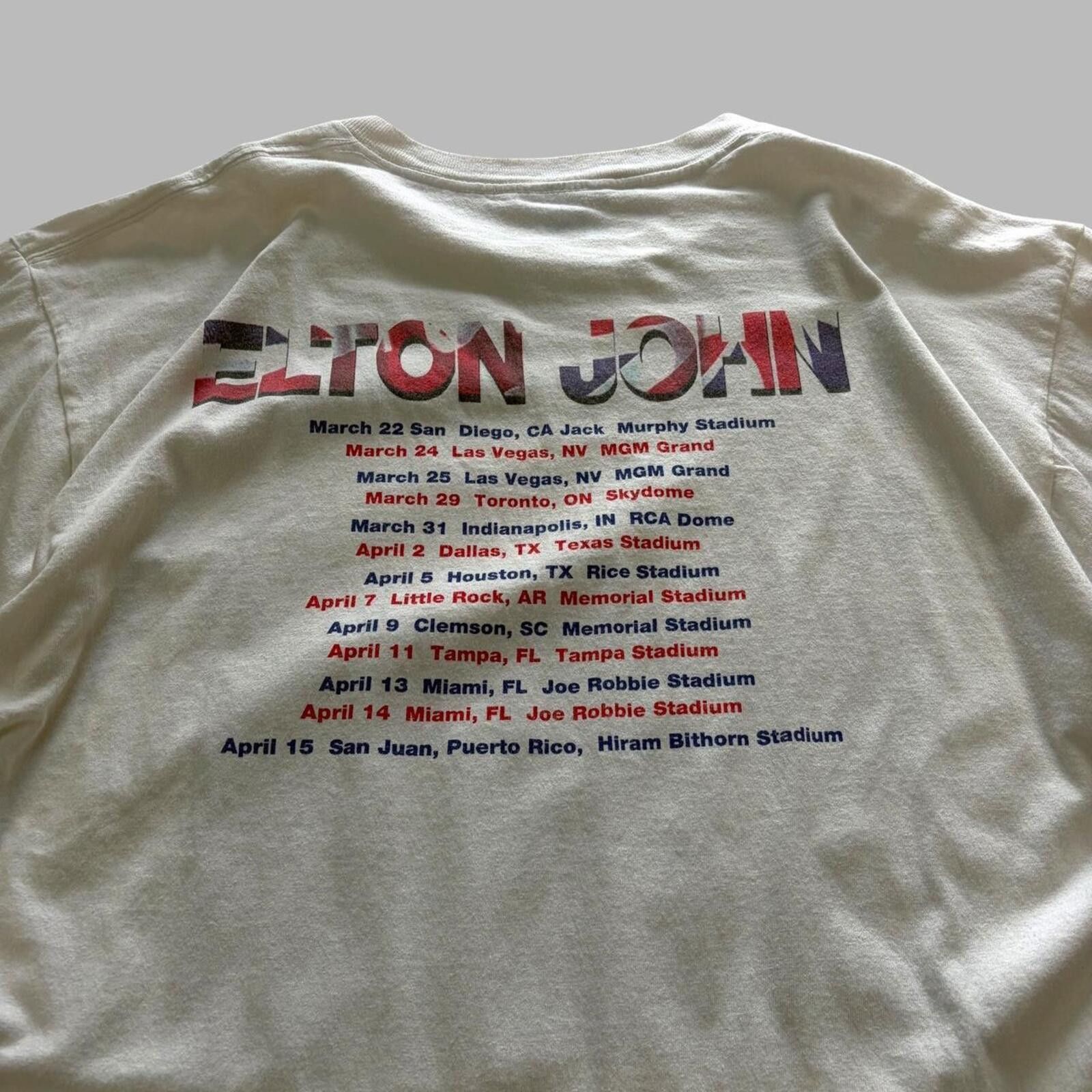 Band Tees 1995 Elton John Tour Tee Size US XL / EU 56 / 4 - 5 Thumbnail