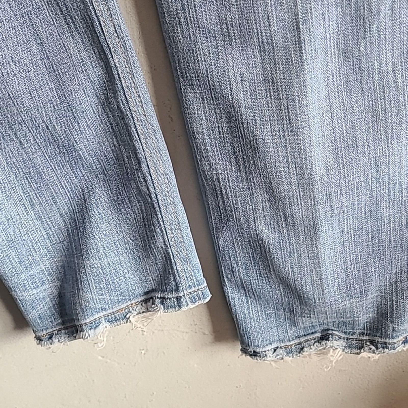 BKE Women's 30" x 31.5" BKE Buckle denim jeans light wash Size 34" / US 12 / IT 48 - 5 Thumbnail
