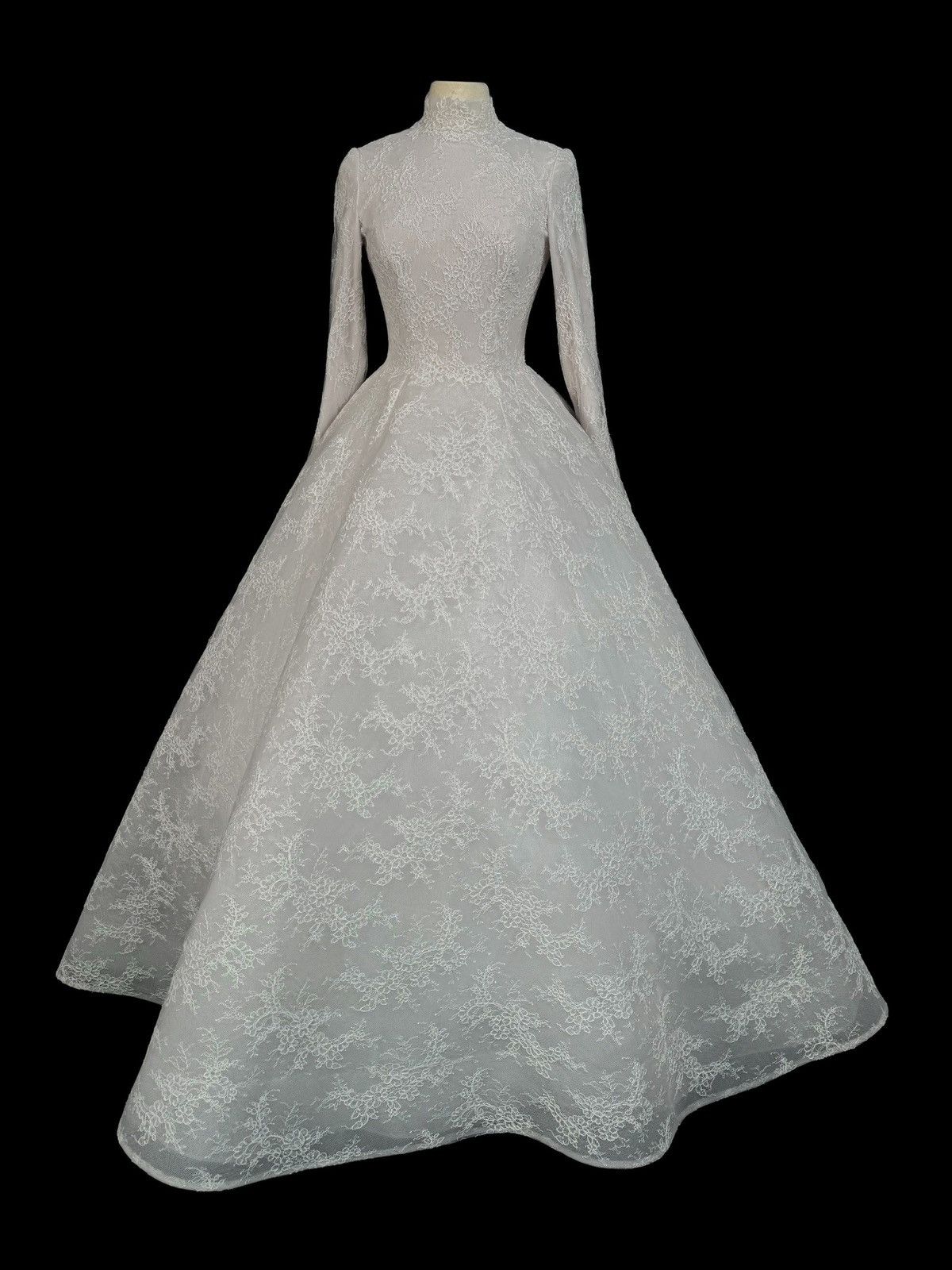 Other Brand New US 8 Anna Augusta French Corded Lace Wedding Dress Size M / US 6-8 / IT 42-44 - 1 Thumbnail