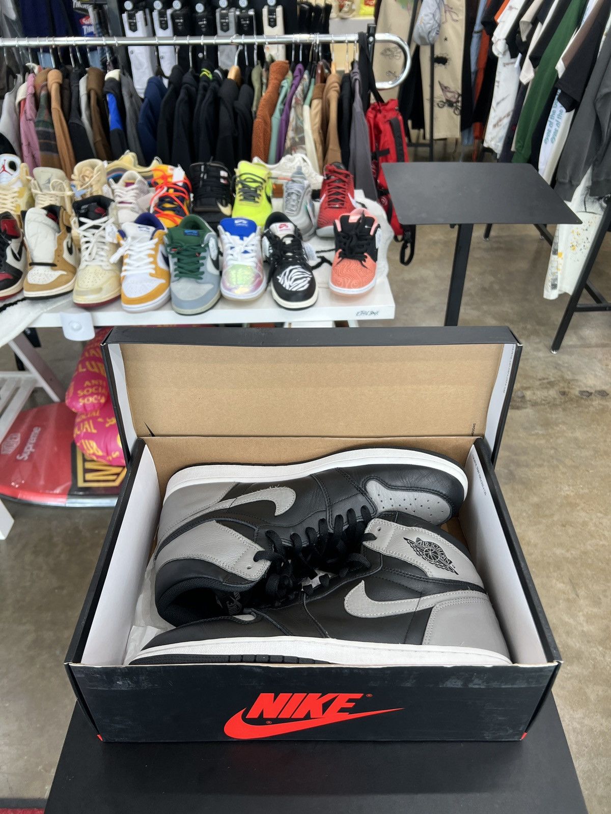 Jordan Brand × Nike Air Jordan 1 Shadow Sz. 11.5 (2018) Size US 11.5 / EU 44-45 - 10 Thumbnail