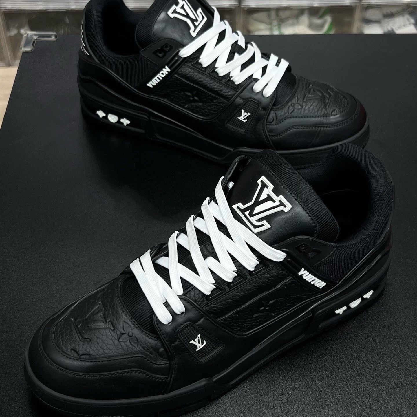 Louis Vuitton Louis Vuitton Black Designer Casual Size US 10 / EU 43 - 1 Thumbnail