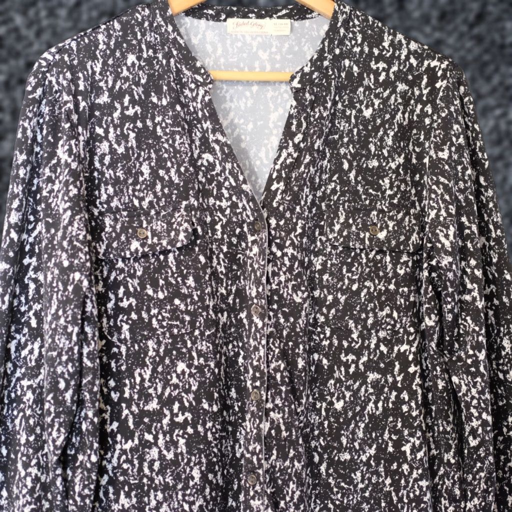 Faded Glory FADED GLORY Blouse Button Up Black/White Pockets 3/4 Sleeve Womens XL Size XL / US 12-14 / IT 48-50 - 1 Thumbnail
