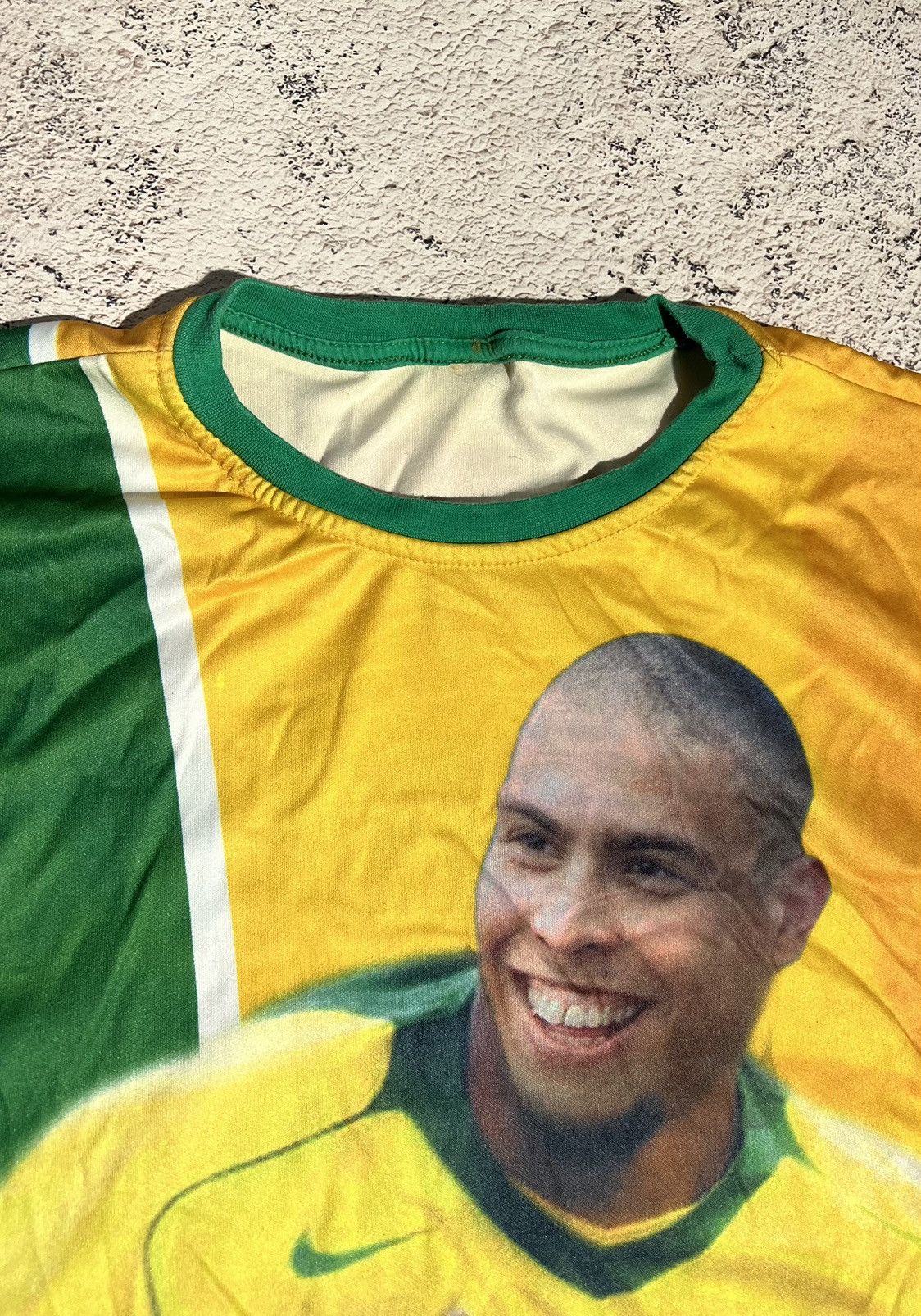 Vintage Vintage Ronaldo Brazil al occer Shirt football jersey rare Size US M / EU 48-50 / 2 - 2 Thumbnail