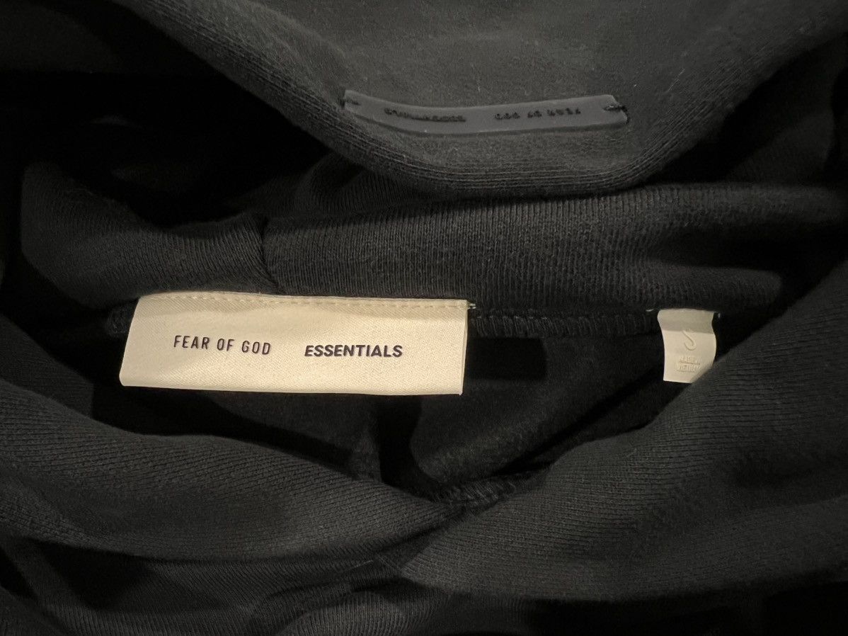 Fear of God Fear of god Essentials Jet Black Small Hoodie Size US S / EU 44-46 / 1 - 3 Thumbnail
