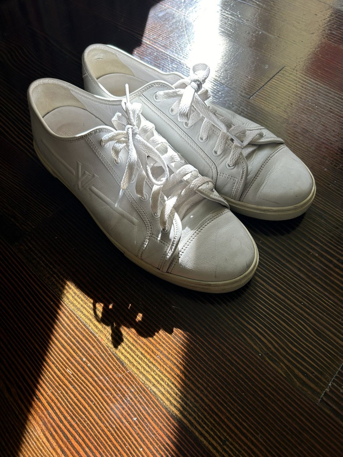 Louis Vuitton Louis Vuitton Vintage Leather Sneakers Size US 9 / EU 42 - 4 Thumbnail