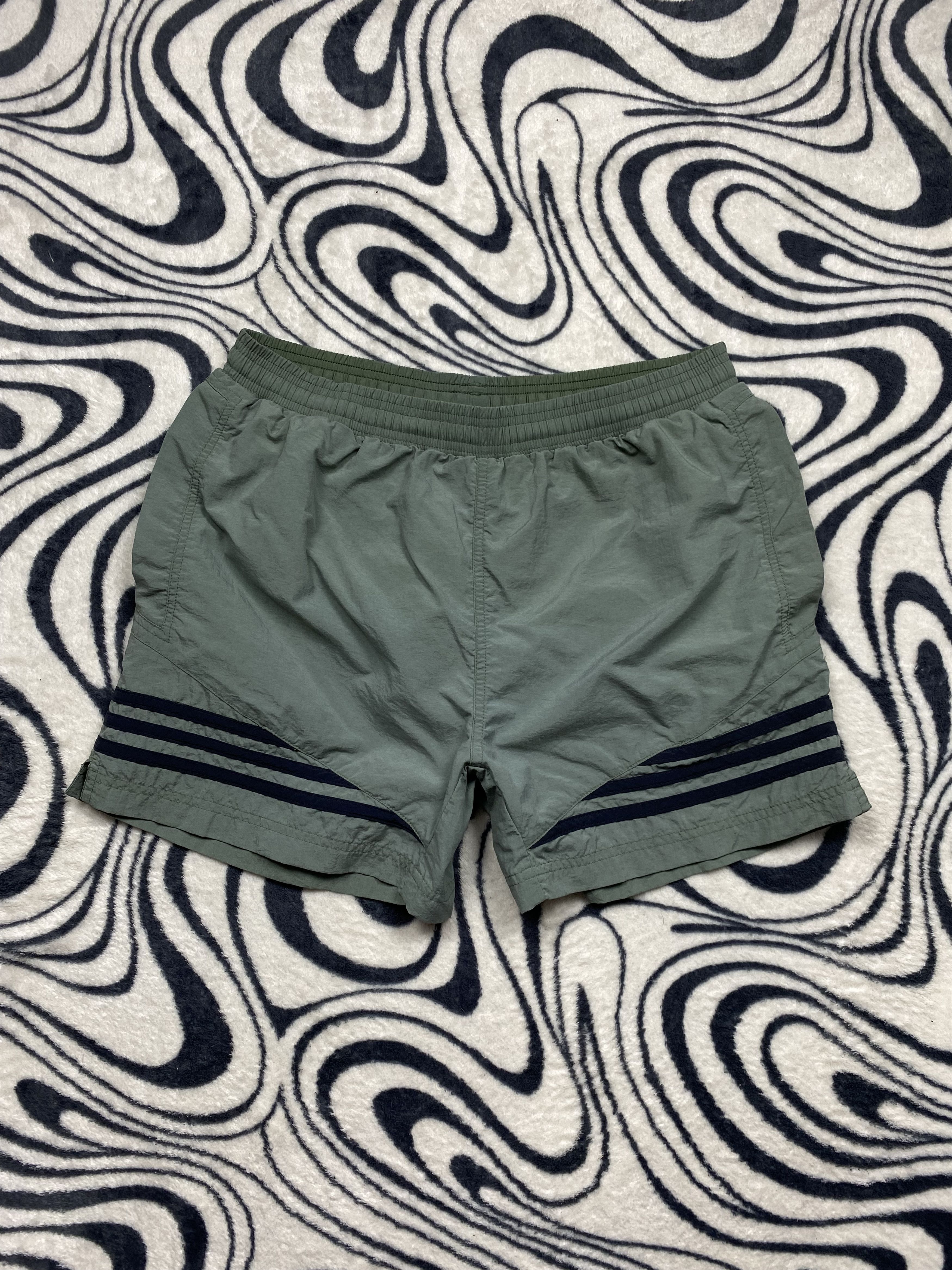 Adidas × Vintage Adidas 90s Vintage Mens Nylon Shorts Size US 32 / EU 48 - 1 Thumbnail