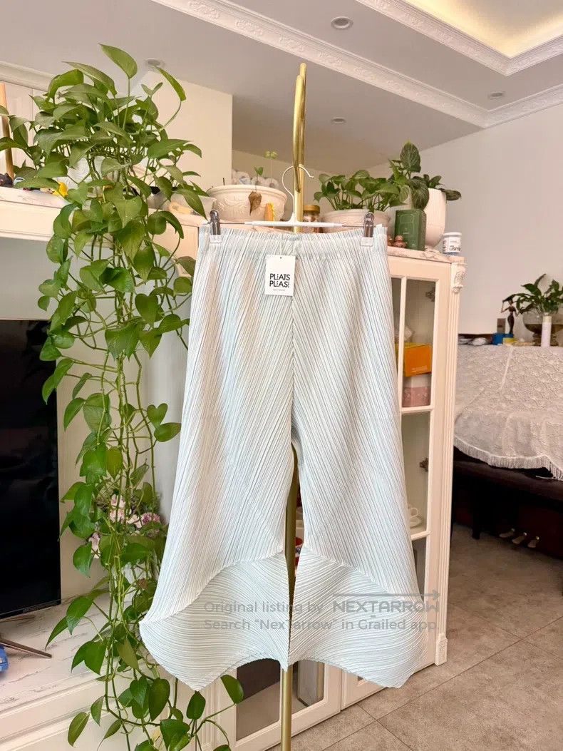 Issey Miyake Issey Miyake size:3 Kelp Top Size 31" - 1 Thumbnail