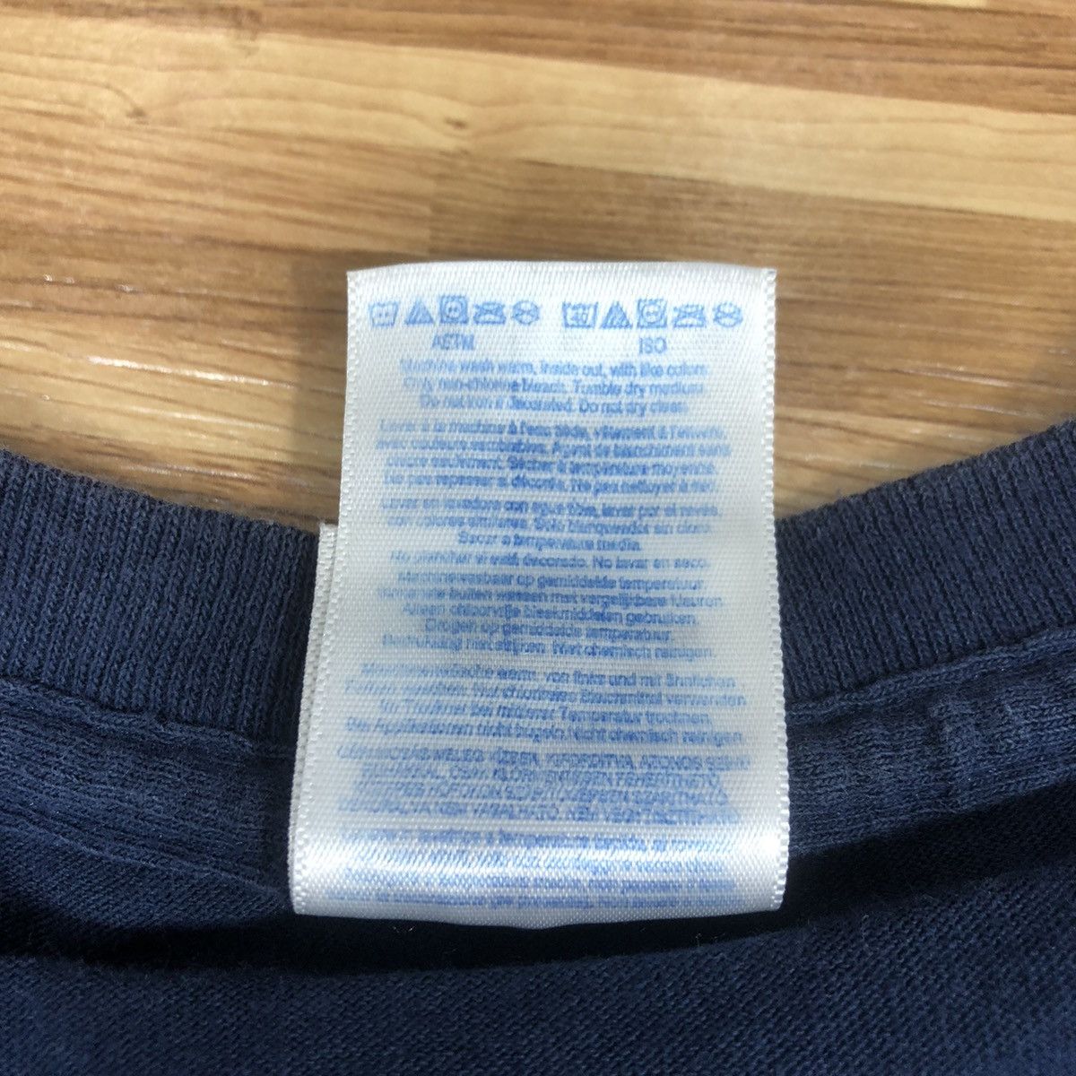 Vintage Vintage THE SALVATION ARMY Fight Injustice Tee Shirt Top Size US S / EU 44-46 / 1 - 7 Thumbnail