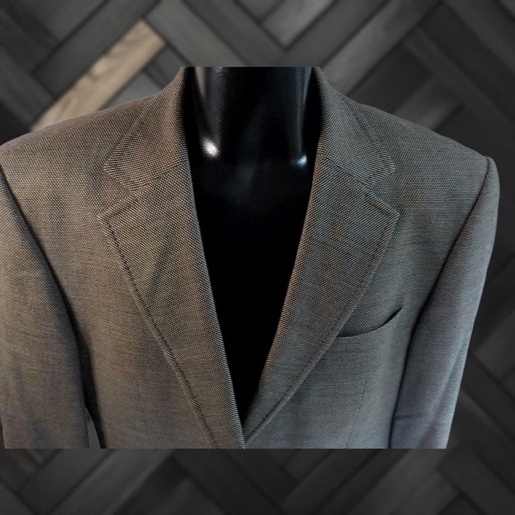 Hugo Boss VINTAGE BOSS HUGO BOSS 2 Button Men's Suit Black/Beige Rayon/Wool 44L 36x30 Pants 2 Piece Mens Size 44R - 1 Thumbnail
