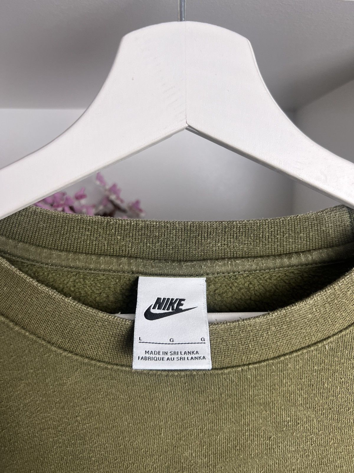 Nike × Vintage Nike small logo khaki boxy sweatshirt L skate gorpcore y2k Size US L / EU 52-54 / 3 - 4 Thumbnail