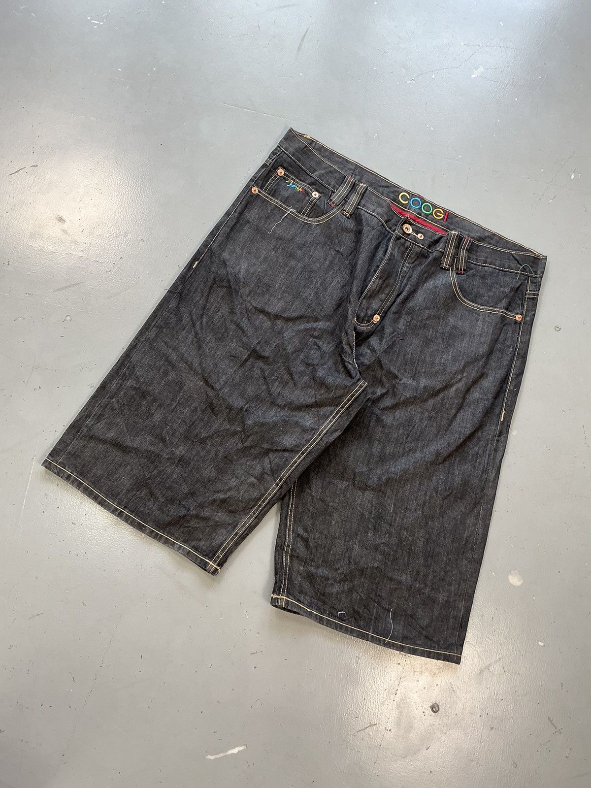 Coogi × Vintage Vintage Coogi pocket embroidered SpellOut denim jort Size US 44 / EU 60 - 4 Thumbnail