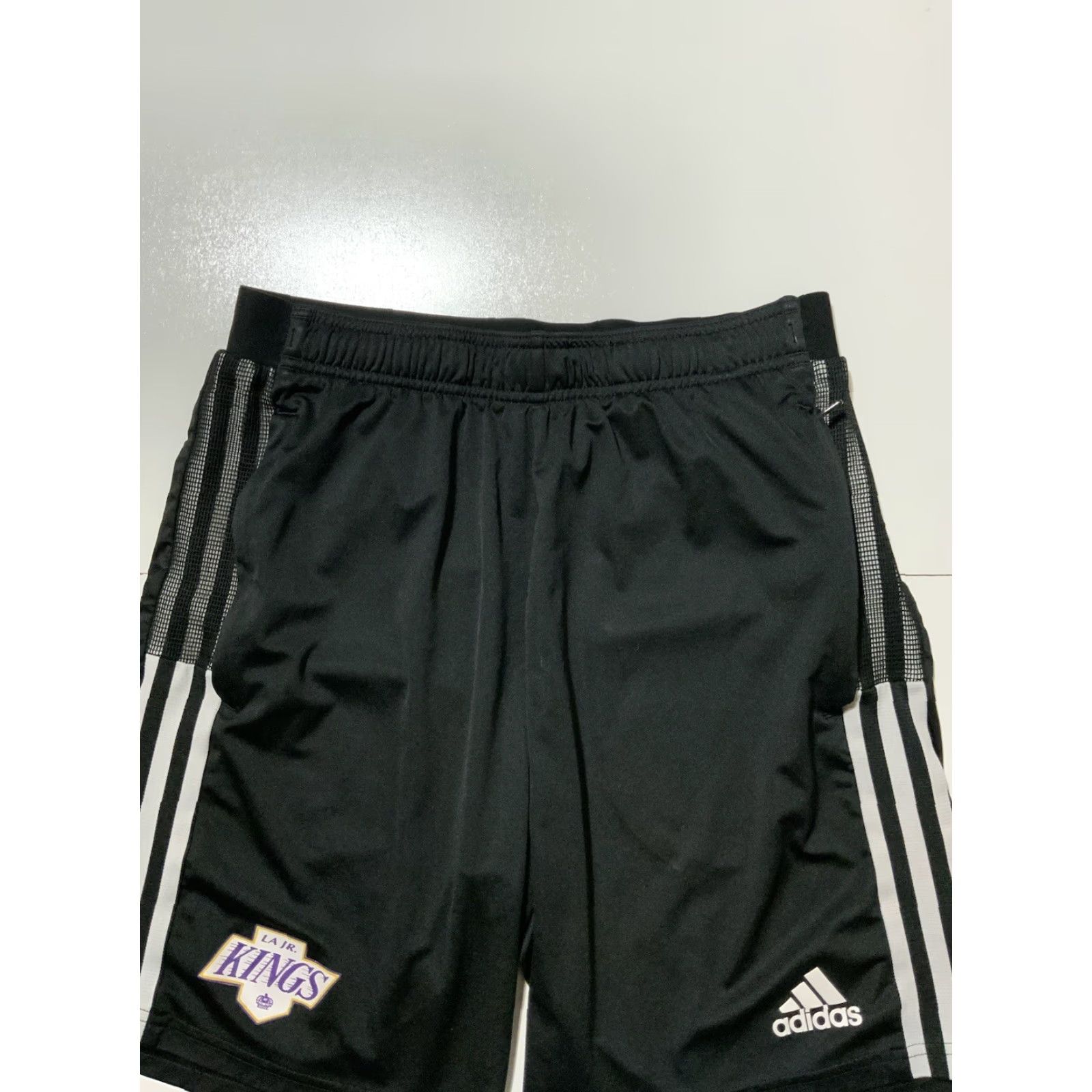 Adidas VINTAGE Adidas X Undefeated Los Angeles Junior Kings Hockey 8” Inseam Black Shorts Sz. L Size US 33 - 6 Thumbnail