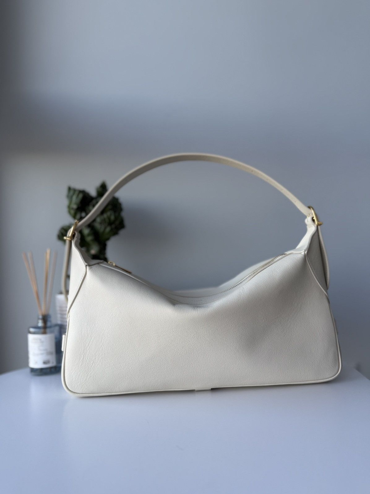 Celine Celine Small Romy Bag White Calfskin Leather Gold HW Size ONE SIZE - 7 Thumbnail