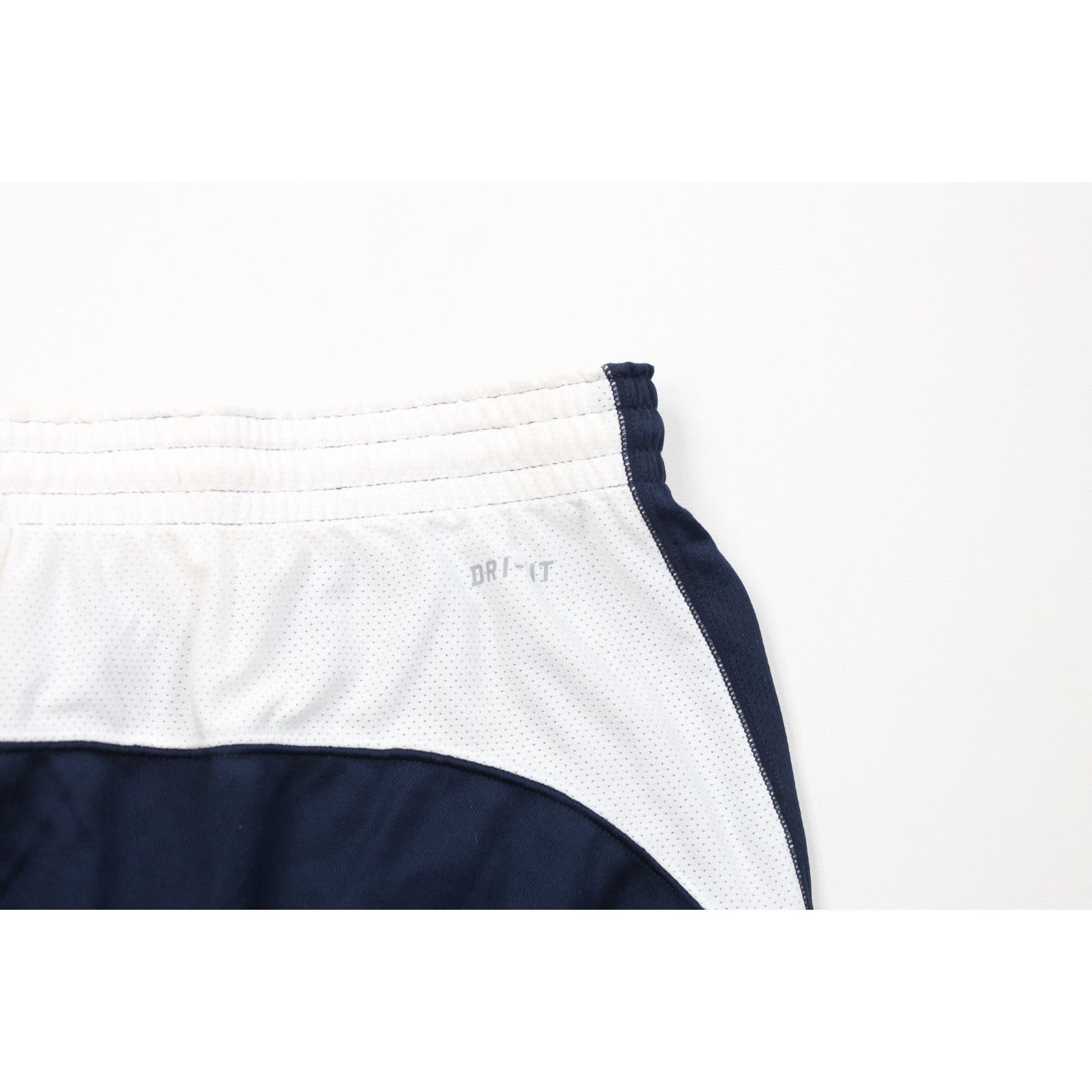 Nike Deadstock Vintage Y2K Nike Running Jogging Soccer Shorts Size US 40 / EU 56 - 9 Thumbnail