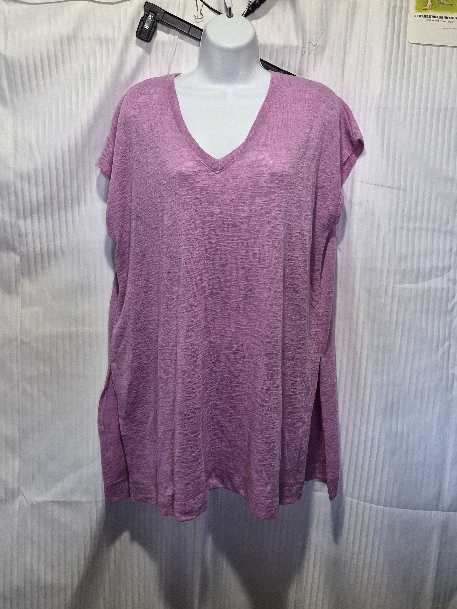 Other Nally & Millie Small/Medium Lilac V-Neck Tunic Top NWT Size M / US 6-8 / IT 42-44 - 1 Thumbnail
