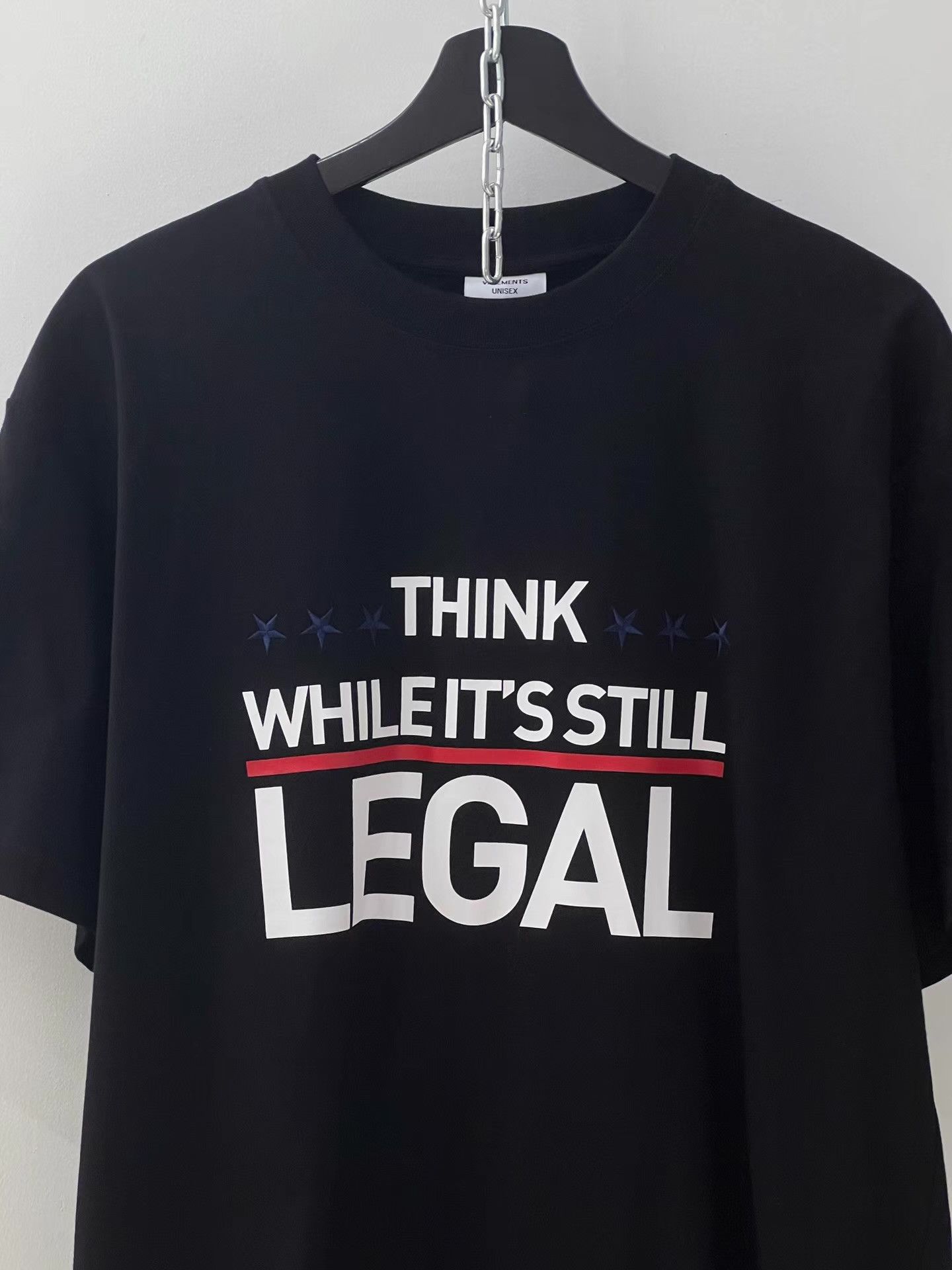 Vetements Vetements Edition Short Sleeve T‑shirt。 Q13 Size US M / EU 48-50 / 2 - 7 Thumbnail