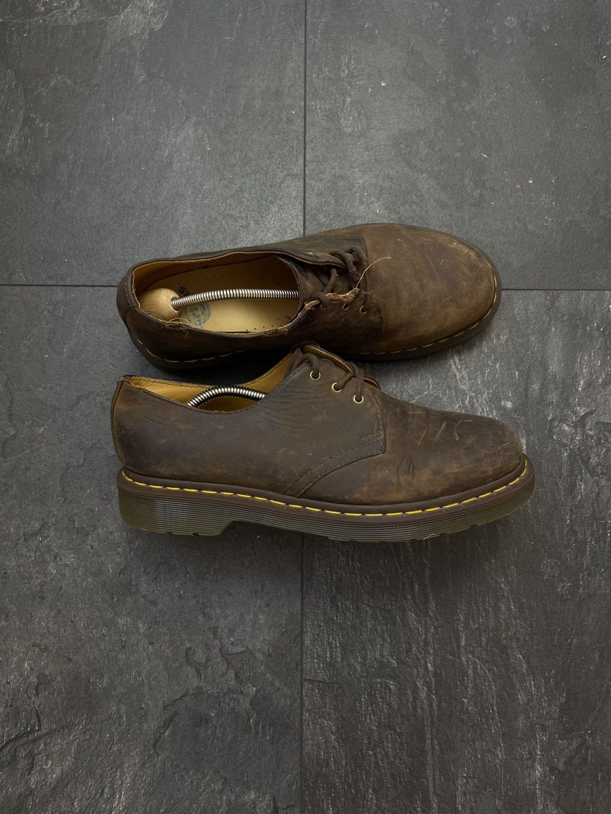 Dr. Martens × Streetwear × Vintage Dr martens 1461 dark brown distressed boots Size US 9 / EU 42 - 1 Thumbnail