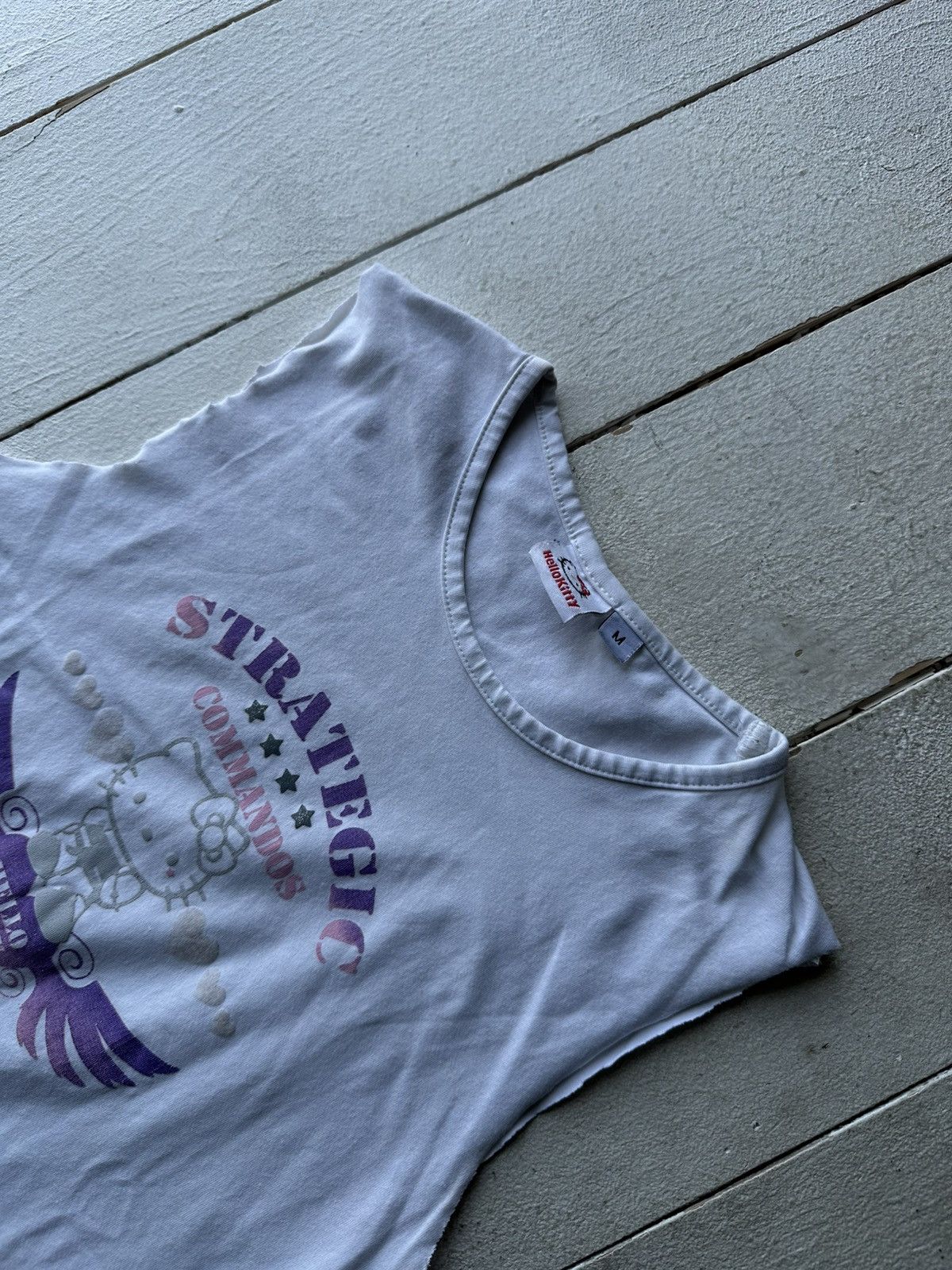 Other 🚨VNTG HELLO KITTY AVANT-GARDE TEE LOGO Y2k OPIUM TANK Size M / US 6-8 / IT 42-44 - 2 Thumbnail