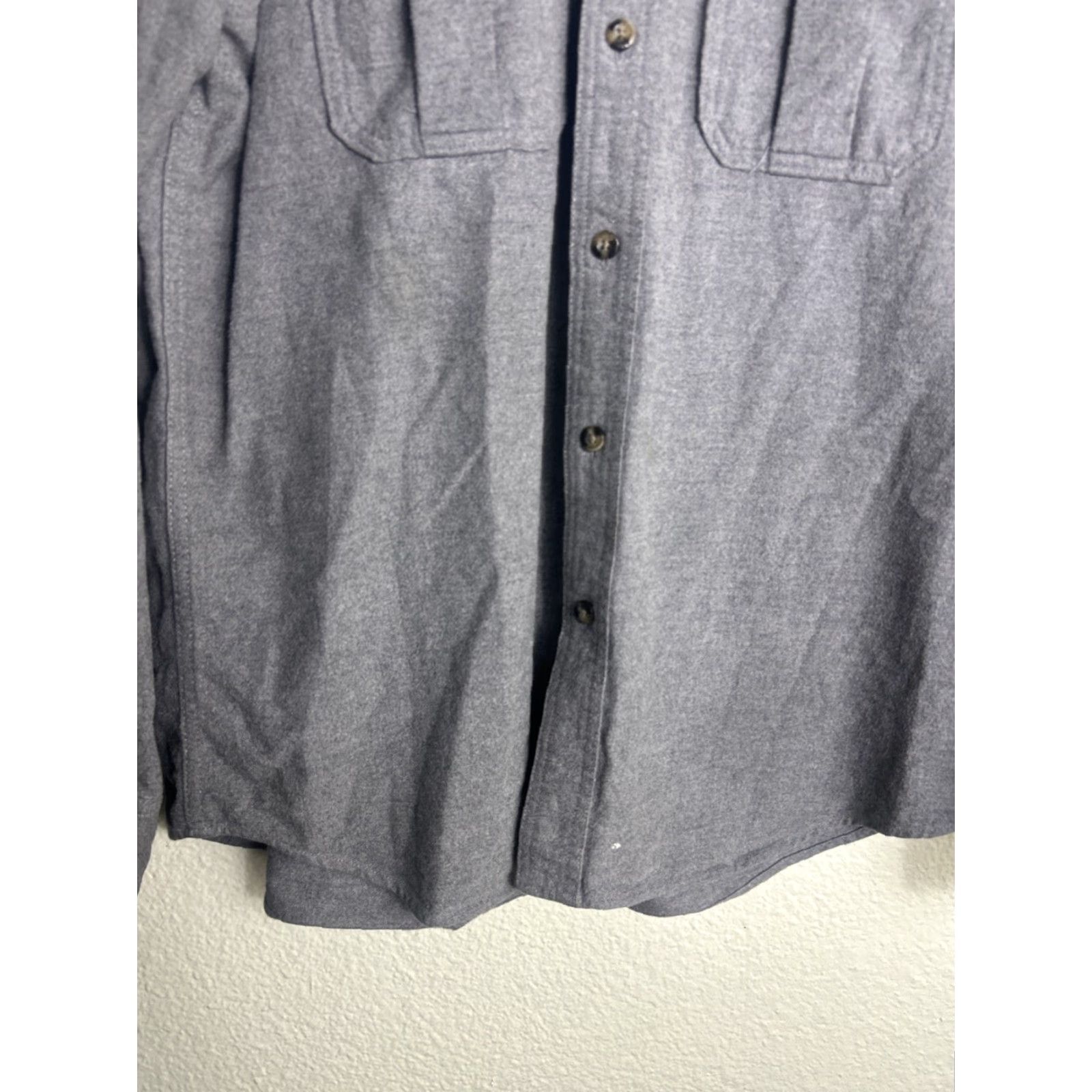 Eddie Bauer Eddie Bauer Shirt Mens M Gray Blue Long Sleeve Button Front Two Pocket Outdoor Size US M / EU 48-50 / 2 - 4 Thumbnail