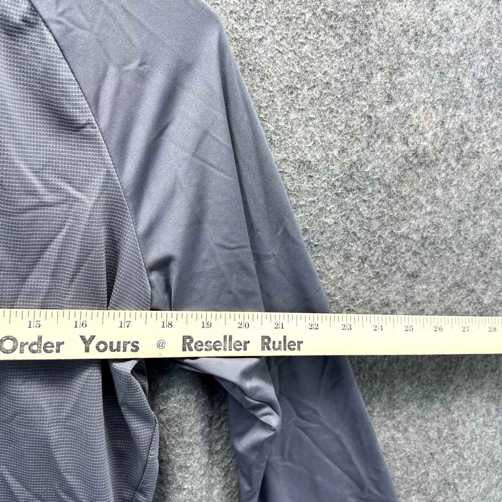 Adidas VINTAGE Adidas Polo Shirt Women Large Gray Long Sleeve Climalite Knit Jersey Golf Casual Women Mens Size L / US 10 / IT 46 - 3 Thumbnail