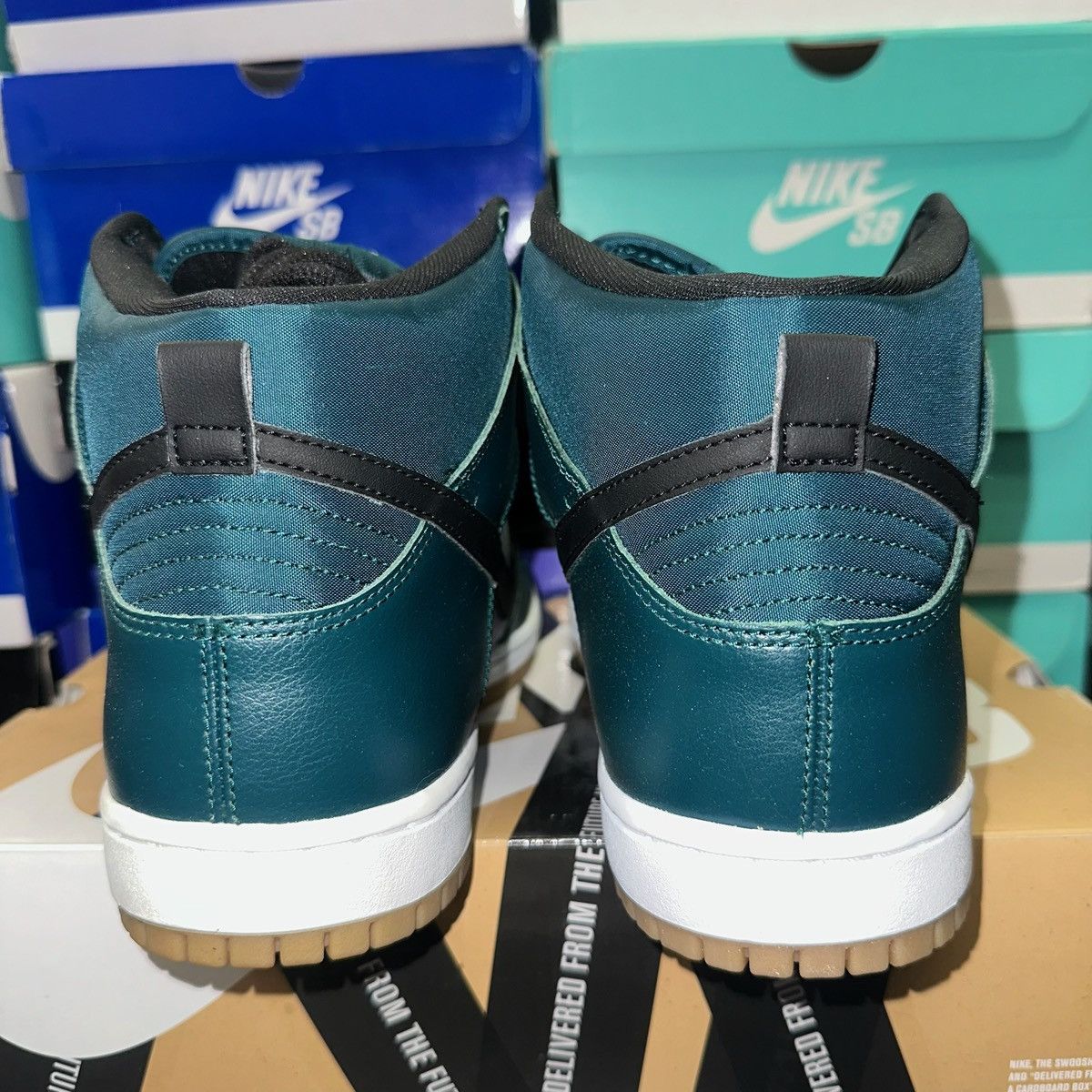 Nike Size 10.5 - Nike SB Dunk High Newport - 305050-306 Size US 10.5 / EU 43-44 - 3 Thumbnail