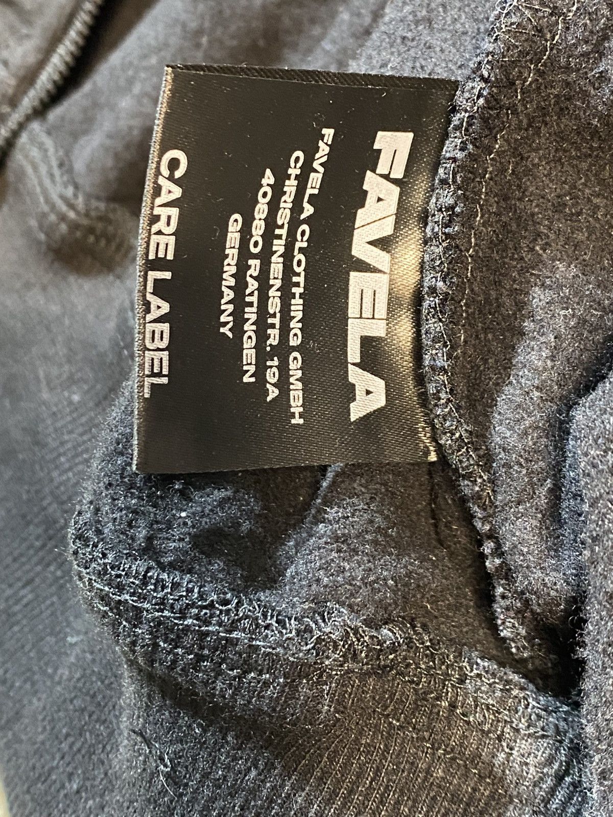 FAVELA × Japanese Brand Favela men’s hooded sweatshirt Fullzip size M Size US M / EU 48-50 / 2 - 8 Thumbnail