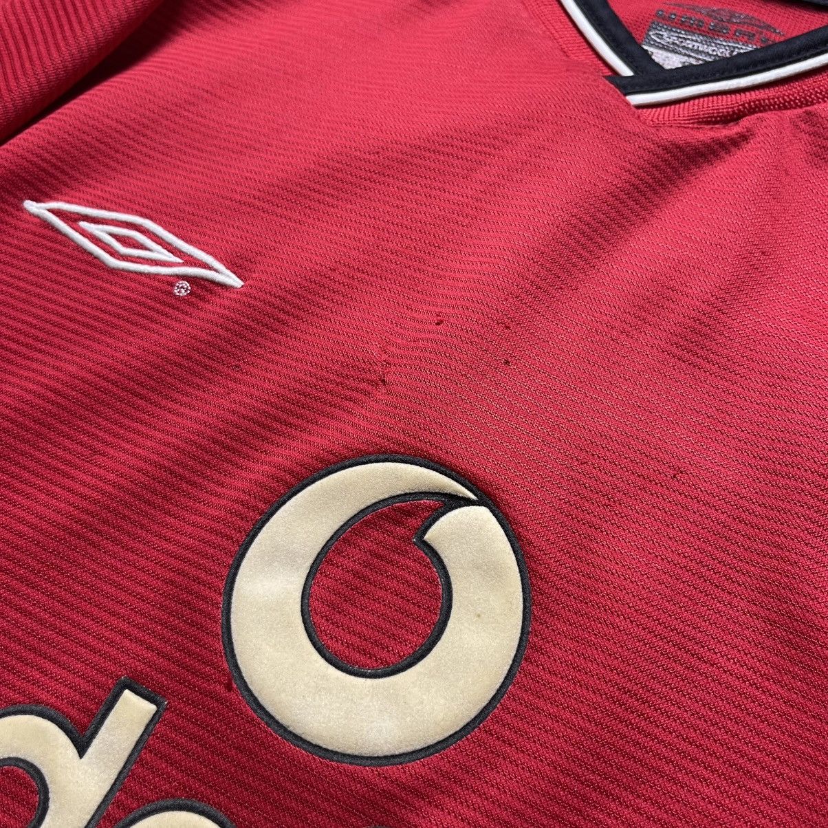 Vintage MAN UNITED UMBRO 2000/2001 FOOTBALL HOME JERSEY #7 BECKHAM Size US M / EU 48-50 / 2 - 7 Thumbnail