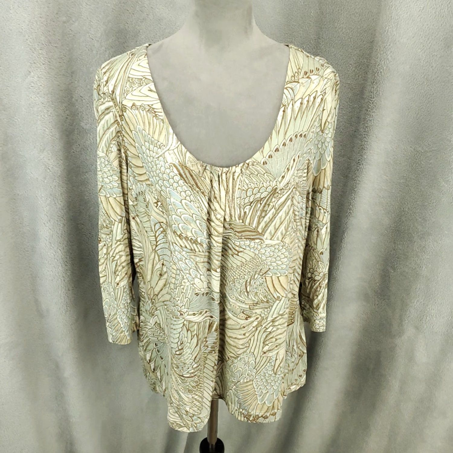 Vintage Chicos Blouse Womens XL Tan Ivory Wing Feather Print Scoop Neck Top 3 Size XL / US 12-14 / IT 48-50 - 2 Thumbnail