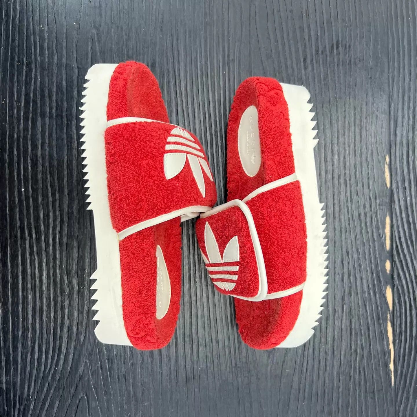 Gucci Gucci x Adidas Red Slippers 36 Boxed Size US 5.5 / IT 35.5 - 4 Thumbnail