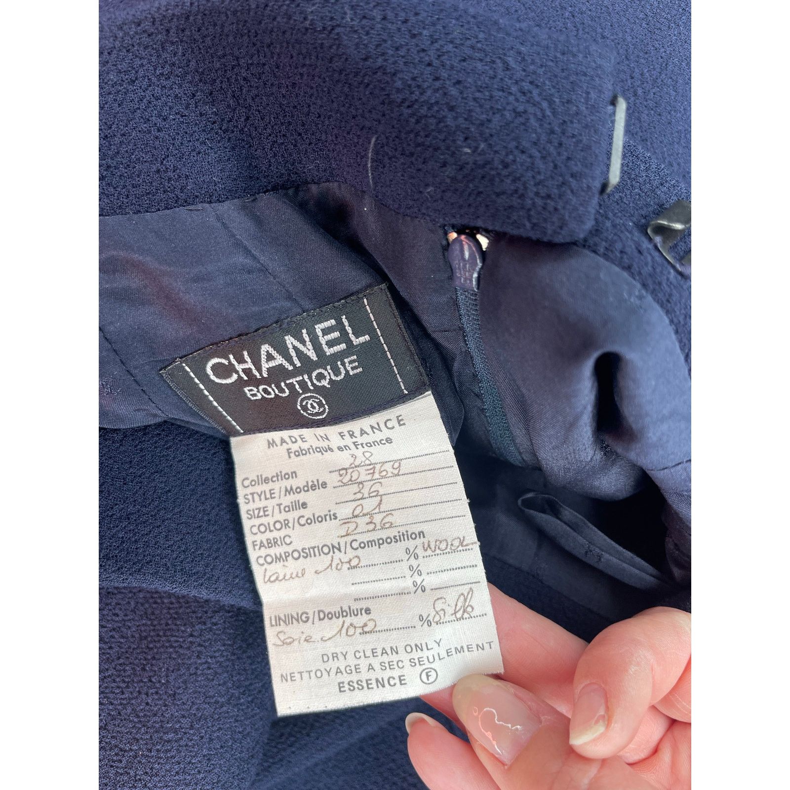 Chanel Chanel Vintage 1992 Spring Collection Tweed Suit Size 36 Size XS / US 0-2 / IT 36-38 - 11 Thumbnail