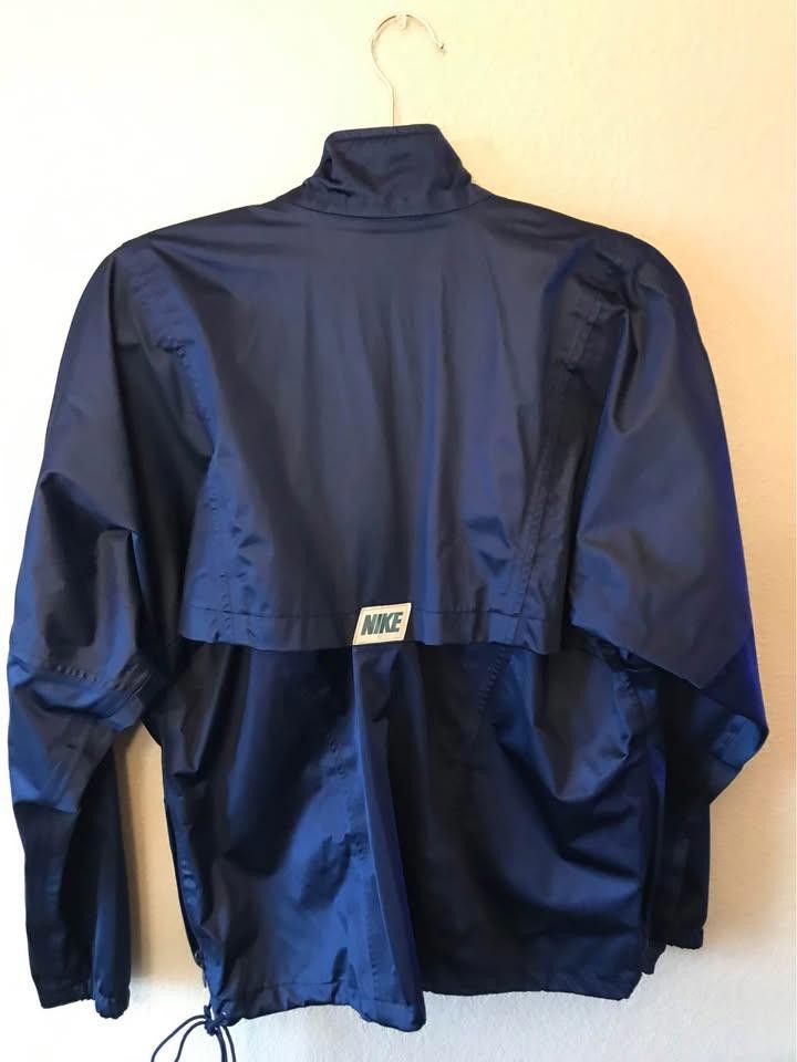 Nike Vintage Nike Silver Tag International Jacket! Size M Size US M / EU 48-50 / 2 - 7 Thumbnail