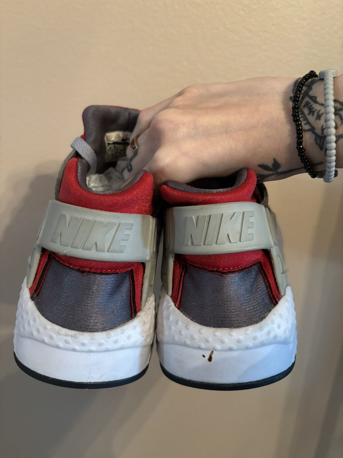Nike Nike Huarache Run GS Size US 6.5 / EU 39-40 - 4 Thumbnail