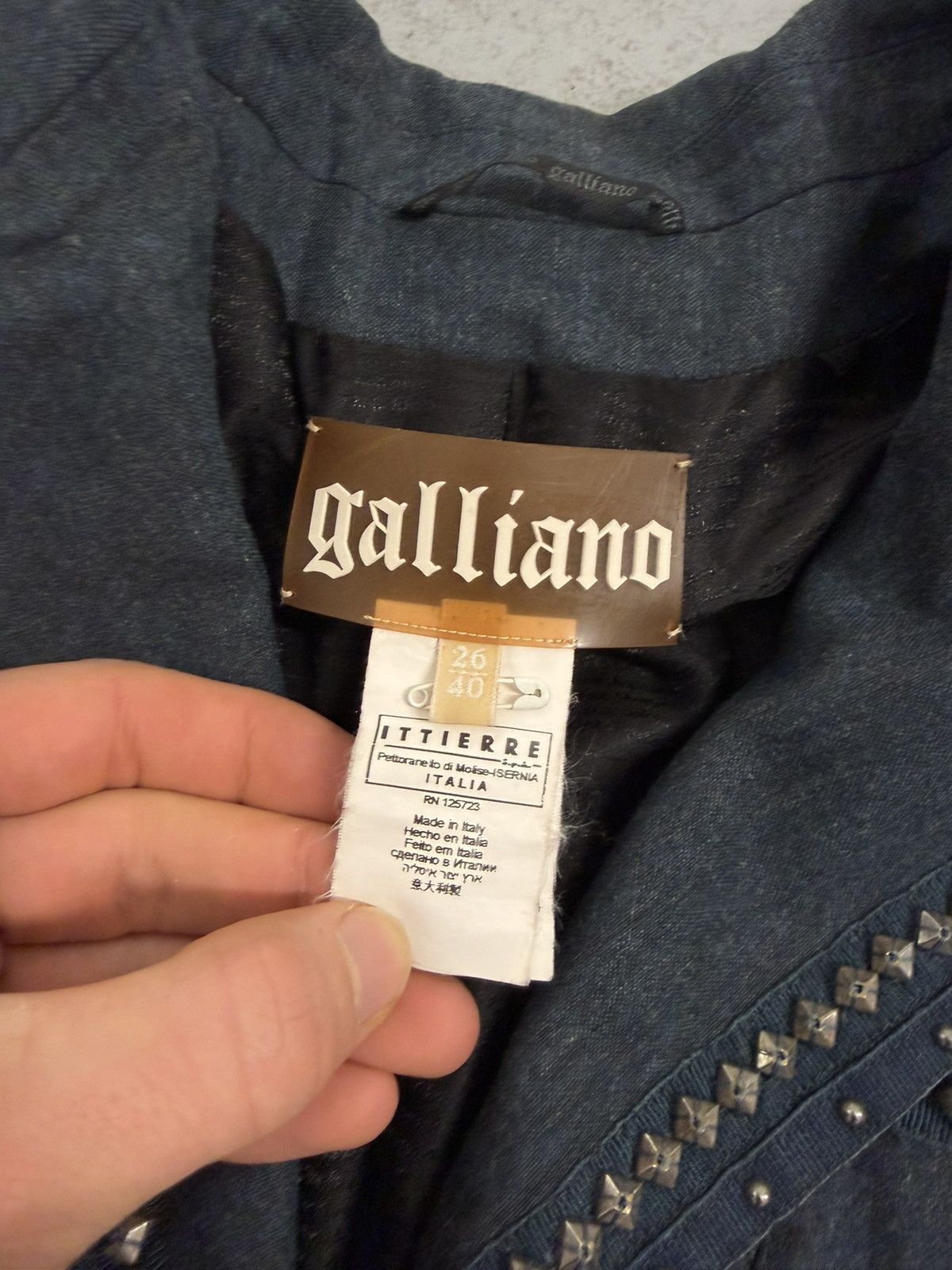 John Galliano Vintage John Galliano FW04 Studded Blazer Size S / US 4 / IT 40 - 8 Thumbnail