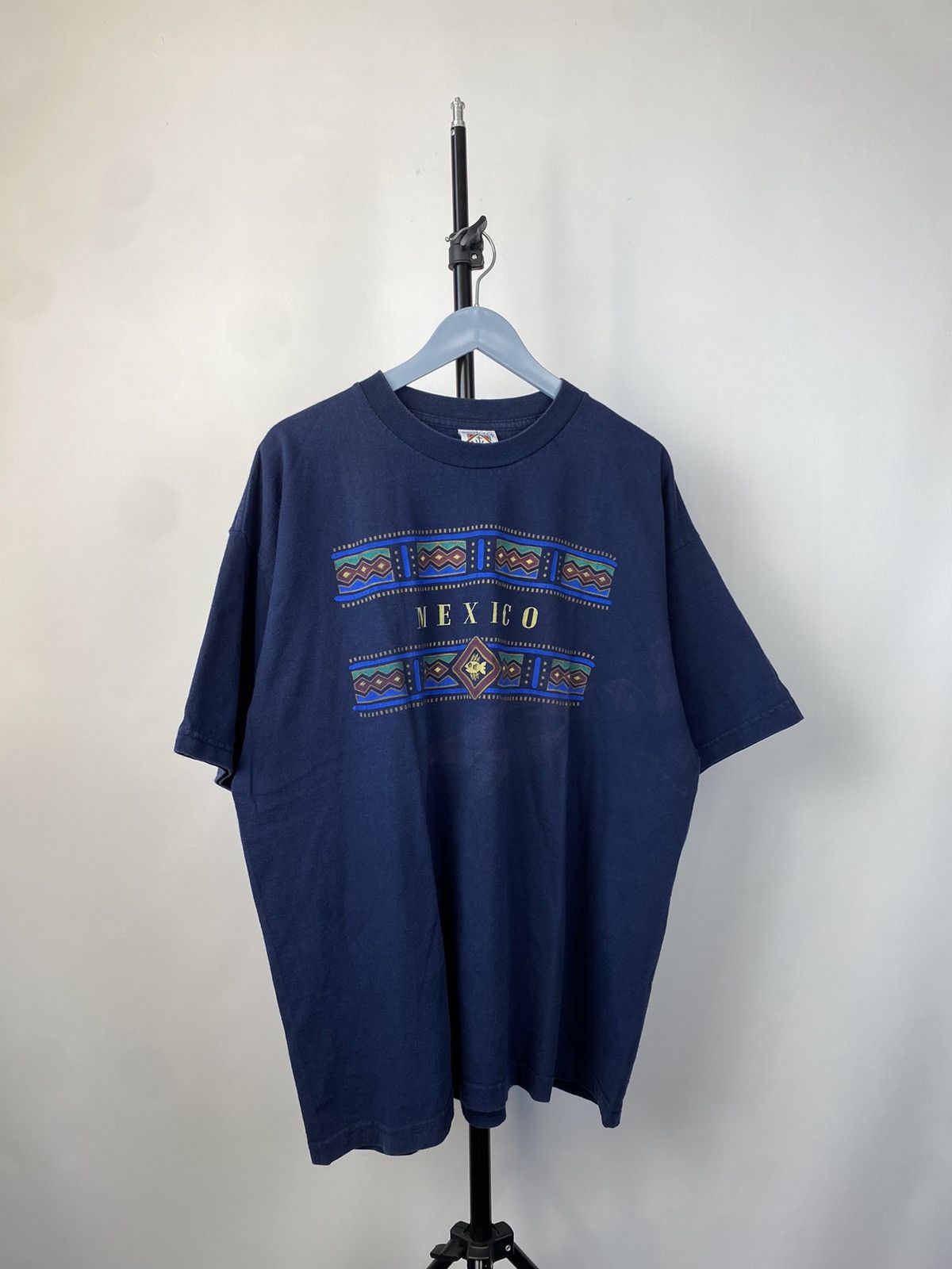 Band Tees × Vintage Y2K faded Mexico ART logo Tee Shirt Top Vintage Teams Tag Size US XL / EU 56 / 4 - 1 Thumbnail