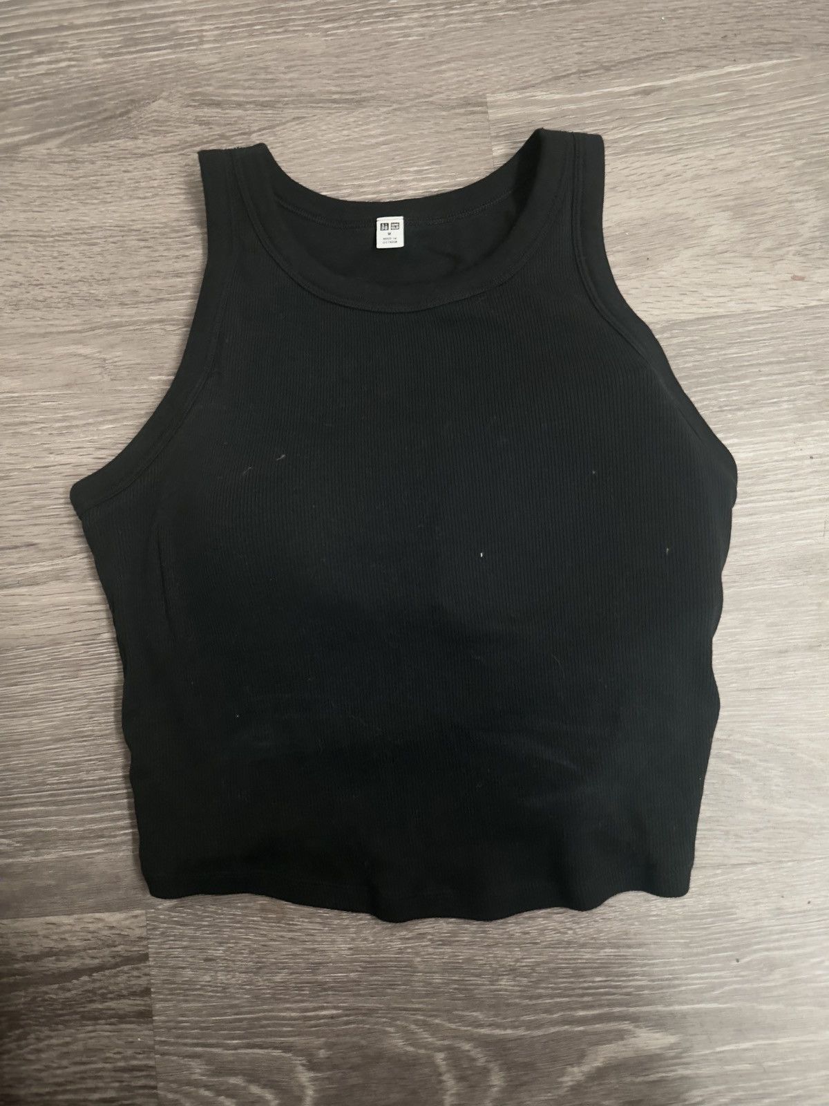 Uniqlo Uniqlo Padded Tank Top Size M / US 6-8 / IT 42-44 - 1 Thumbnail