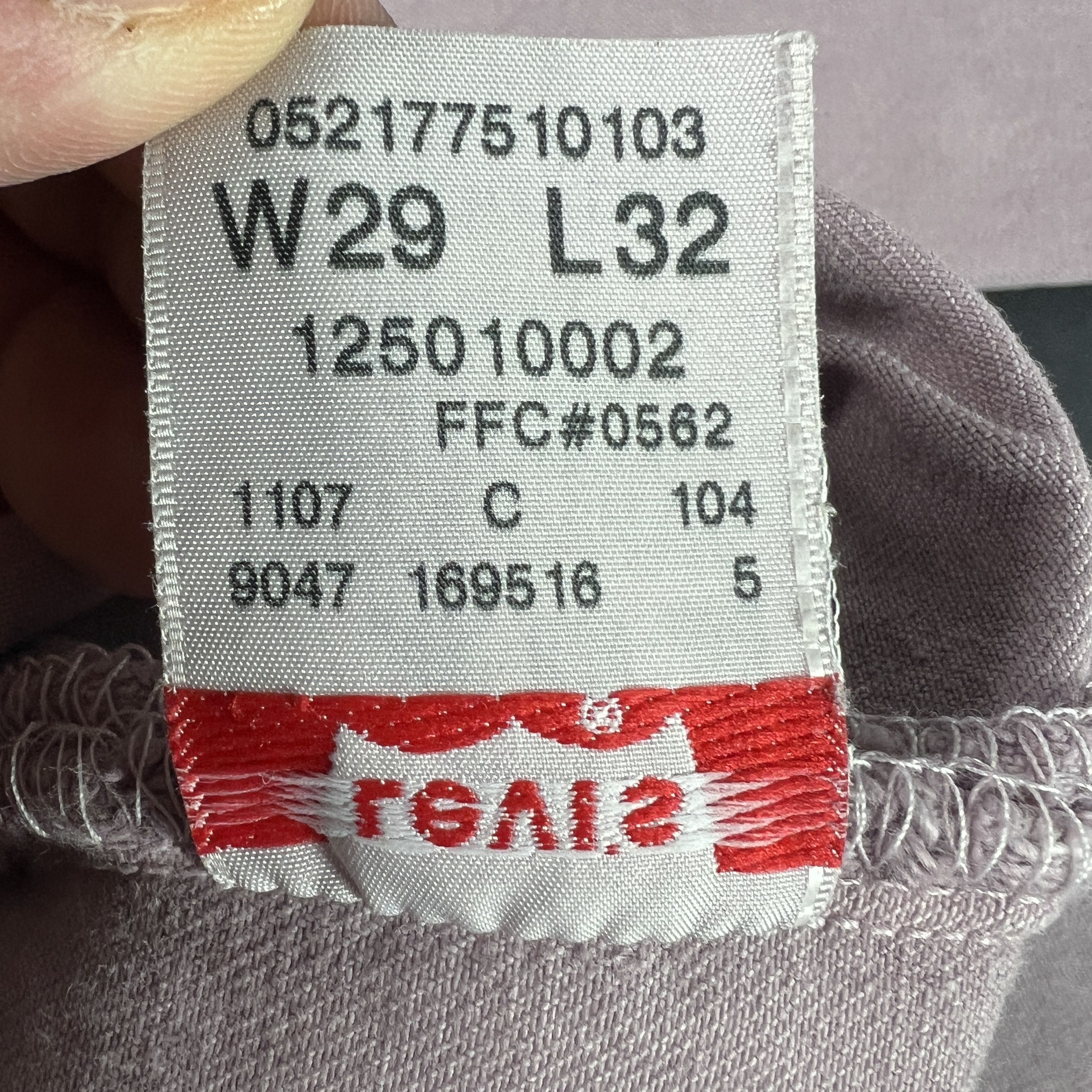 Levi's Y2K Levis Jeans Mid Rise Ankle Straight Purple Raw Hem Denim Size 29" - 11 Thumbnail