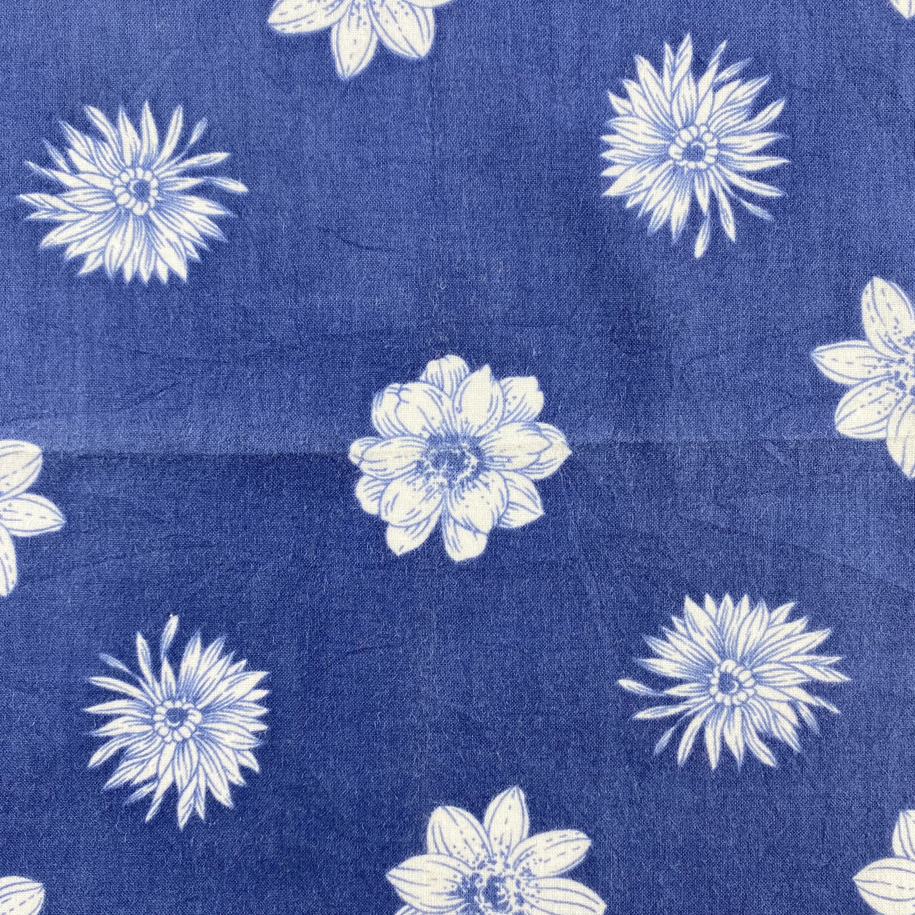 Katharine Hamnett London × Vintage Katharine Hamnett Bandana/ Handkerchief / Neckerchief-P941 Size ONE SIZE - 5 Thumbnail