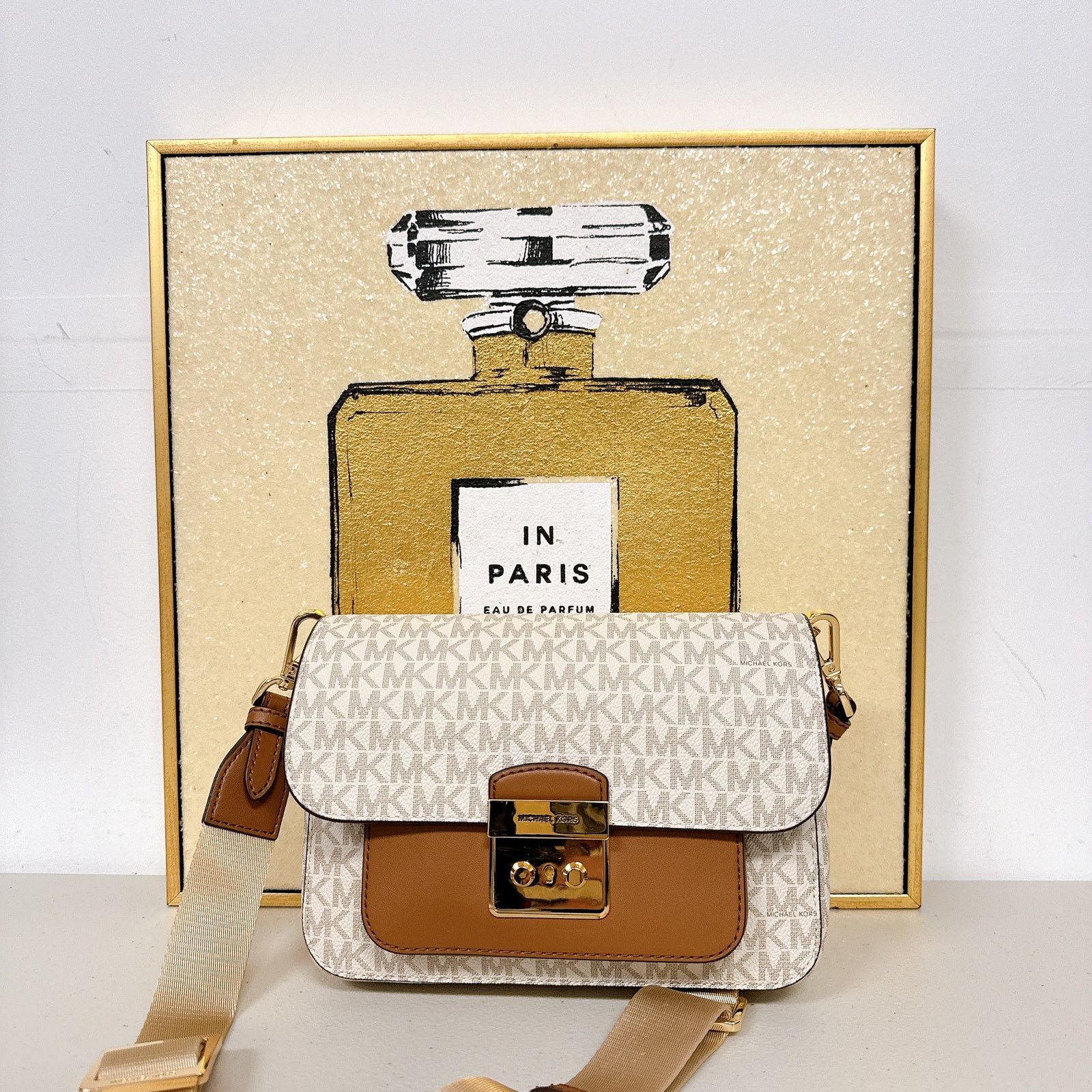 Michael Kors Michael Kors 35T2GS9M2B Sloan Editor Medium Signature Logo Size ONE SIZE - 1 Thumbnail