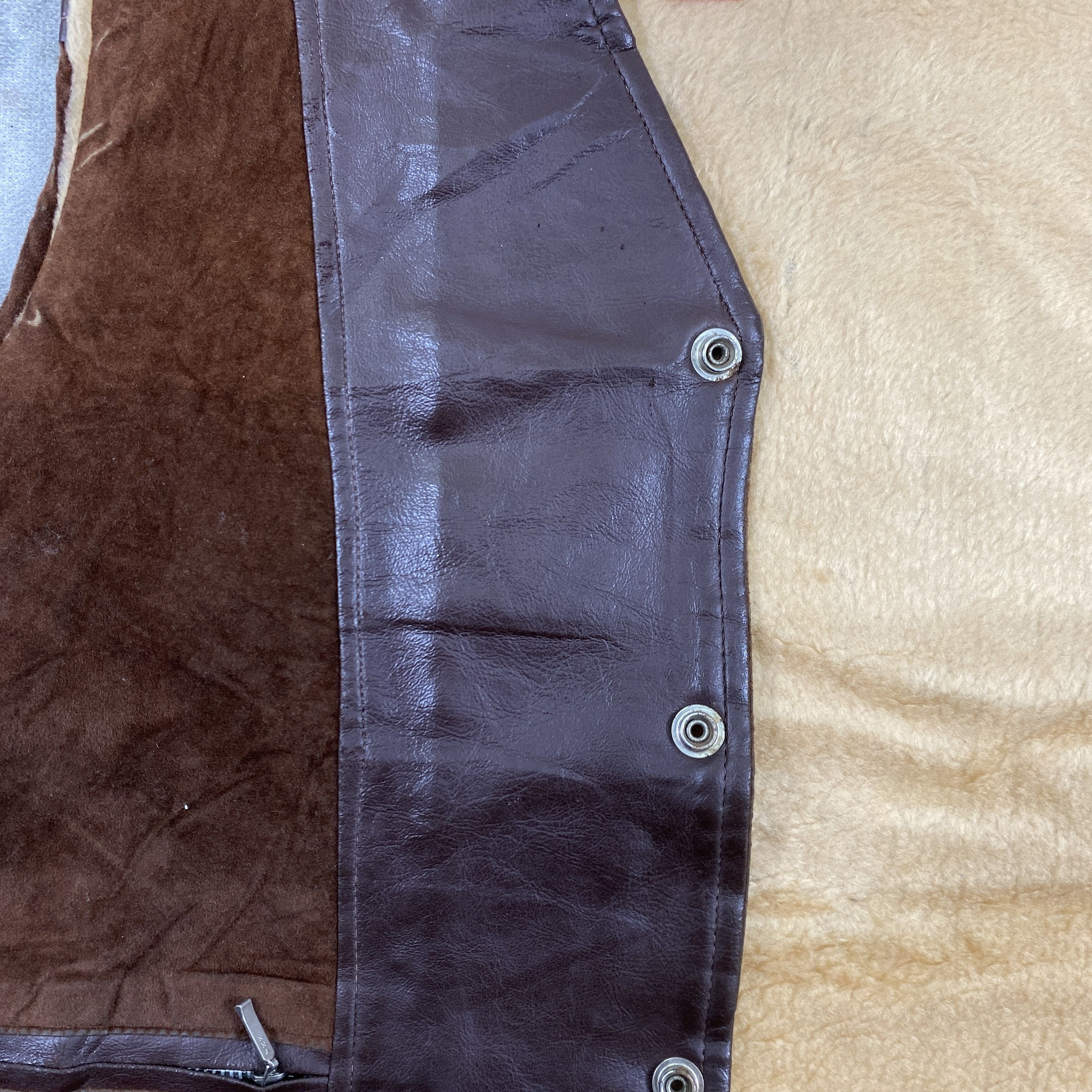 Japanese Brand Vintage Winter Wear Like Leather Vest Jacket- J226 Size US S / EU 44-46 / 1 - 7 Thumbnail