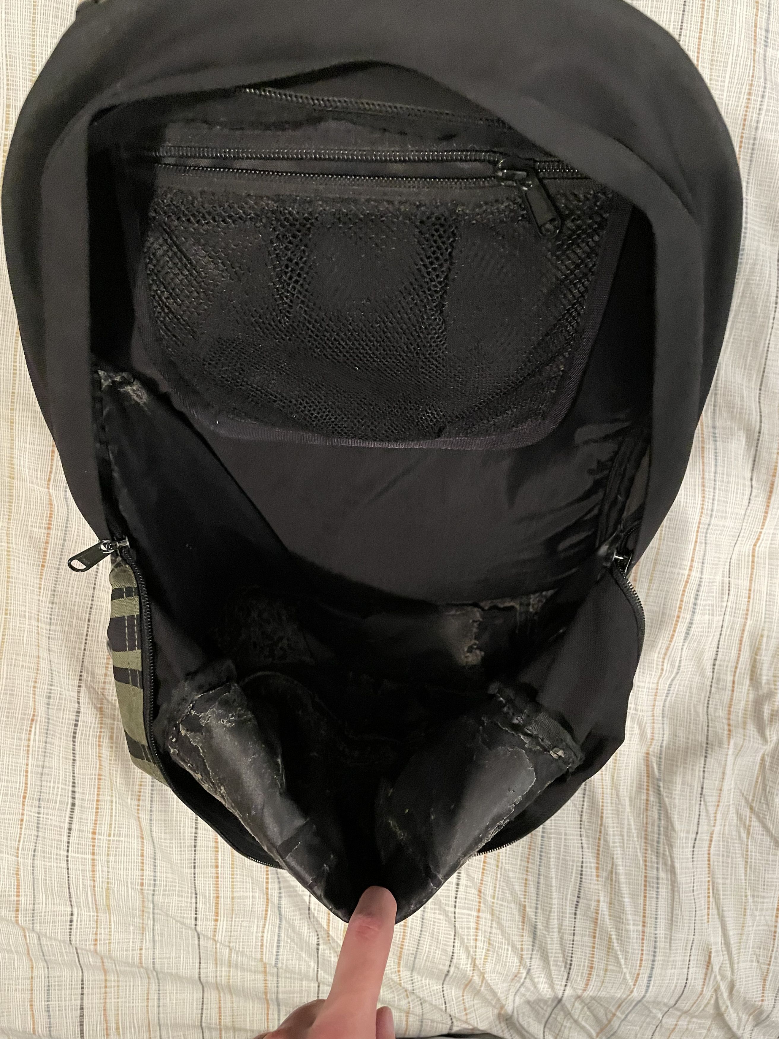 Supreme Supreme Zebra Backpack (2011) Size ONE SIZE - 7 Thumbnail
