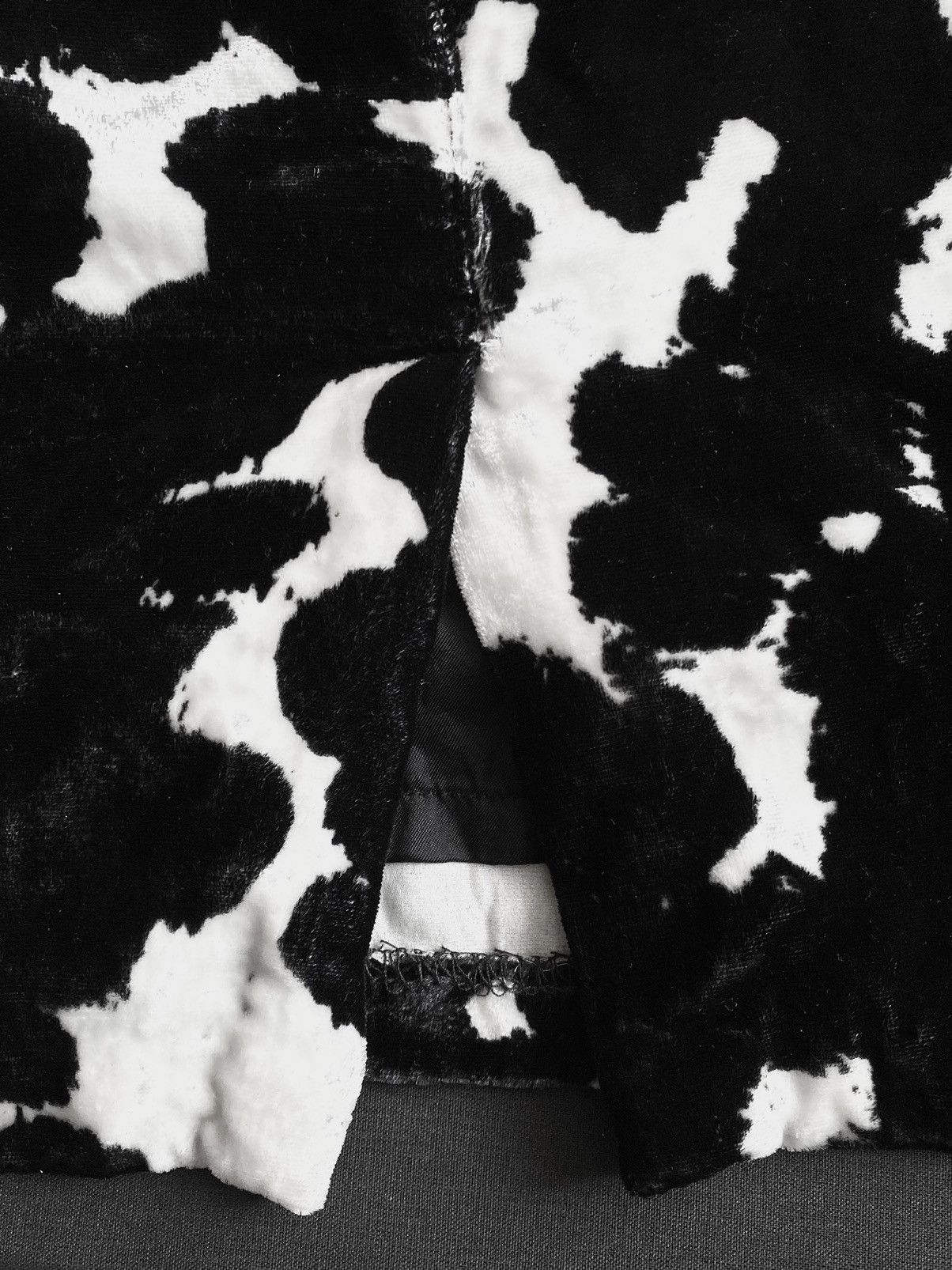Versace S/S 1996 Gianni Versace black and white pattern velvet dress Size S / US 4 / IT 40 - 18 Thumbnail