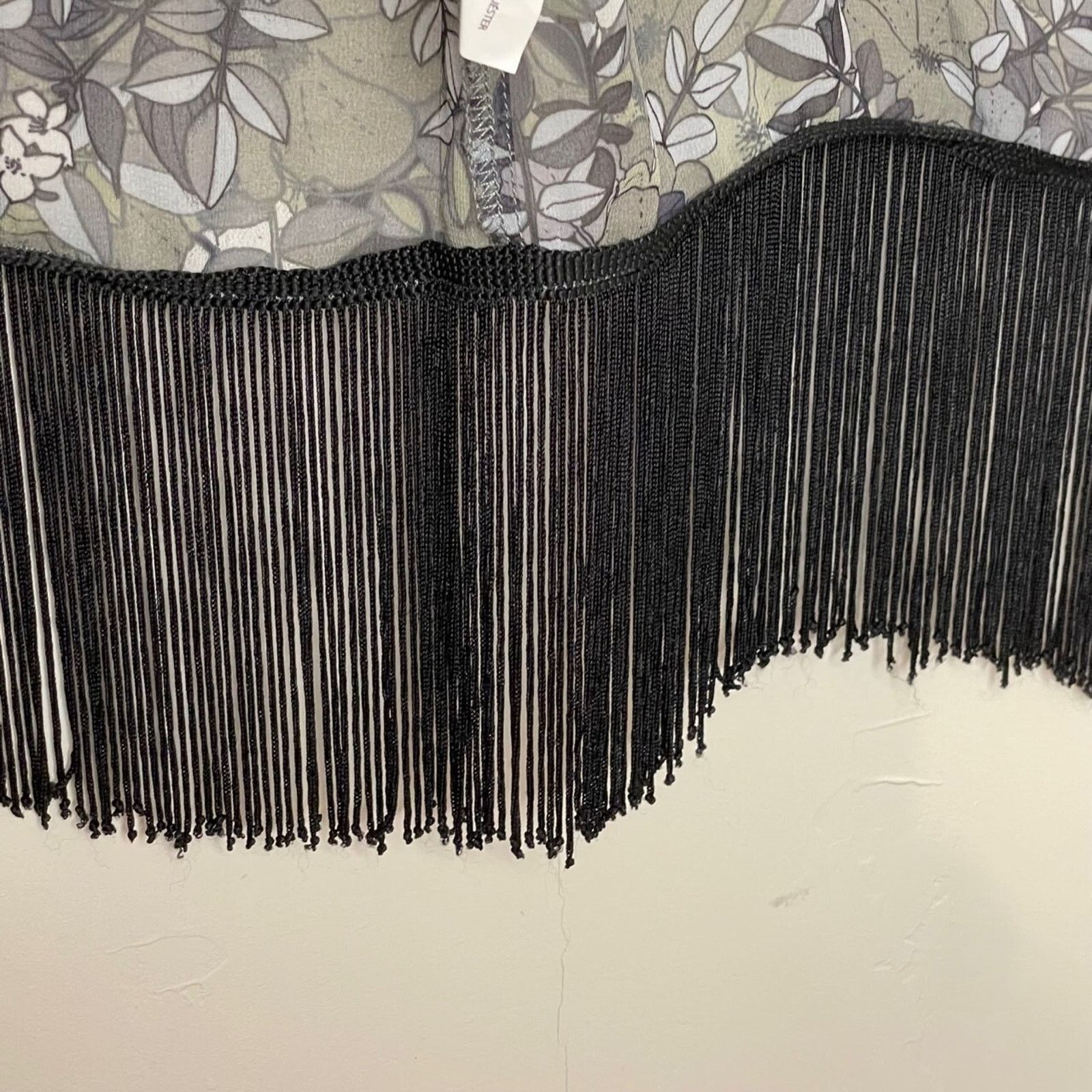 Other LuLaRoe Simply Comfortable Sheer Fringe Duster size Small Size S / US 4 / IT 40 - 12 Thumbnail