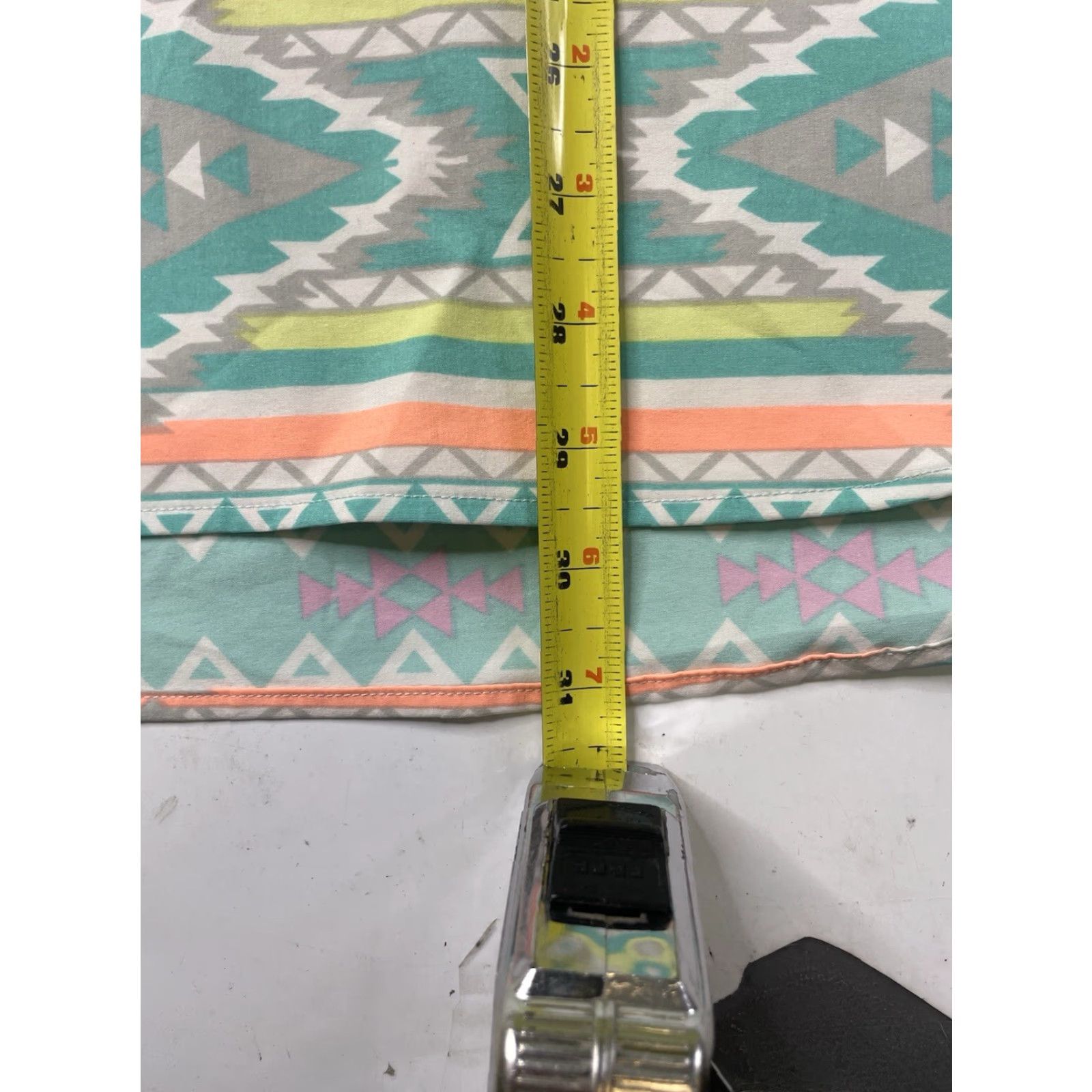 Chubbies Chubbies The En Fuego Wild Stretch Short Sleeve Popover Shirt Mens Large Aztec Print Multicolor Button-Up Casual Shirt Size US L / EU 52-54 / 3 - 3 Thumbnail
